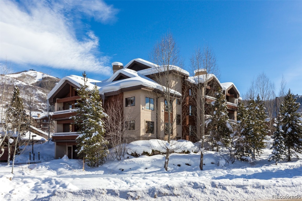 2920 Village Drive, #2203, Steamboat Springs, CO 80487 Listing Photo  2