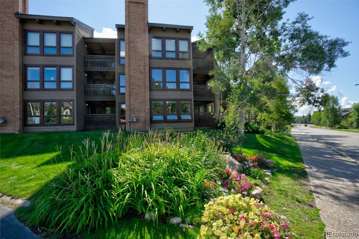 2700 Village Drive, #201E, Steamboat Springs, CO 80487 Listing Photo  24