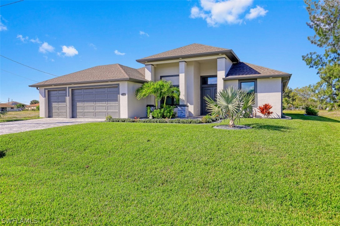 622 NW 38th Place, Cape Coral, FL 33993