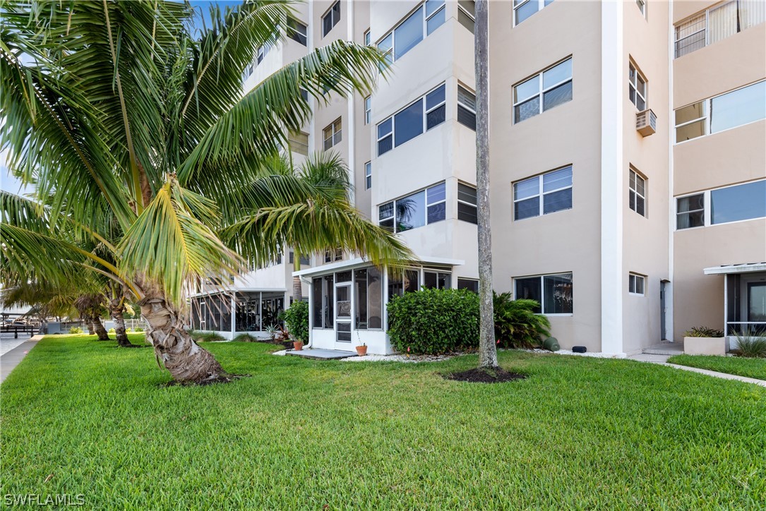 1900 Clifford Street 103, Fort Myers, FL 33901
