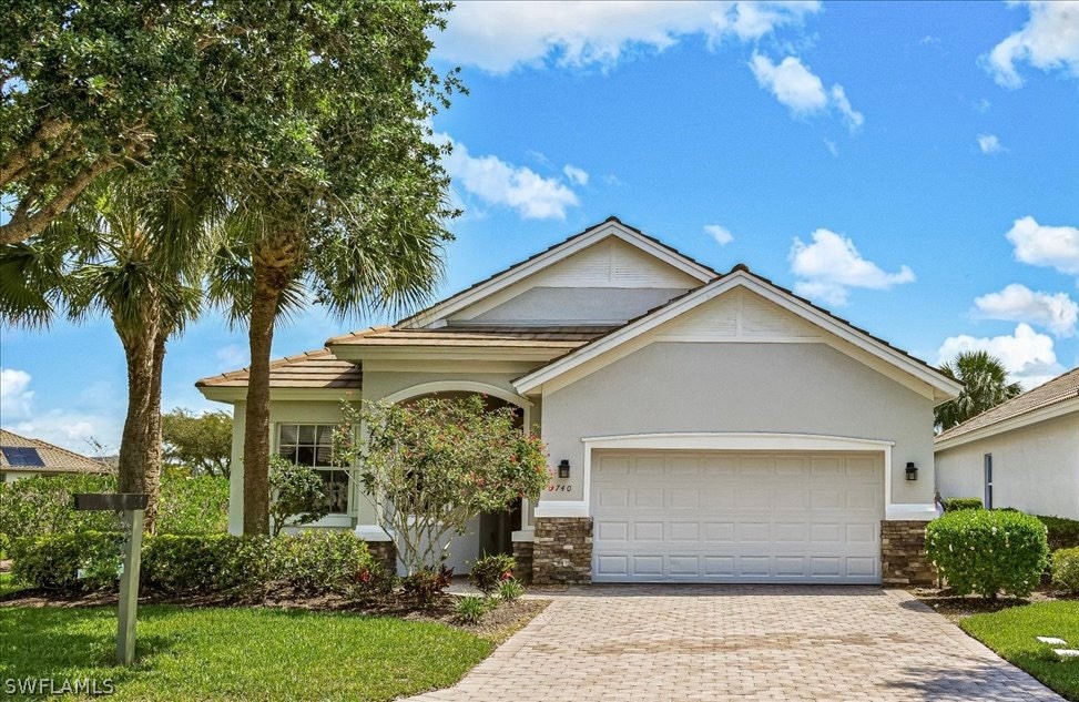 3740 Lakeview Isle Court, Fort Myers, FL 33905