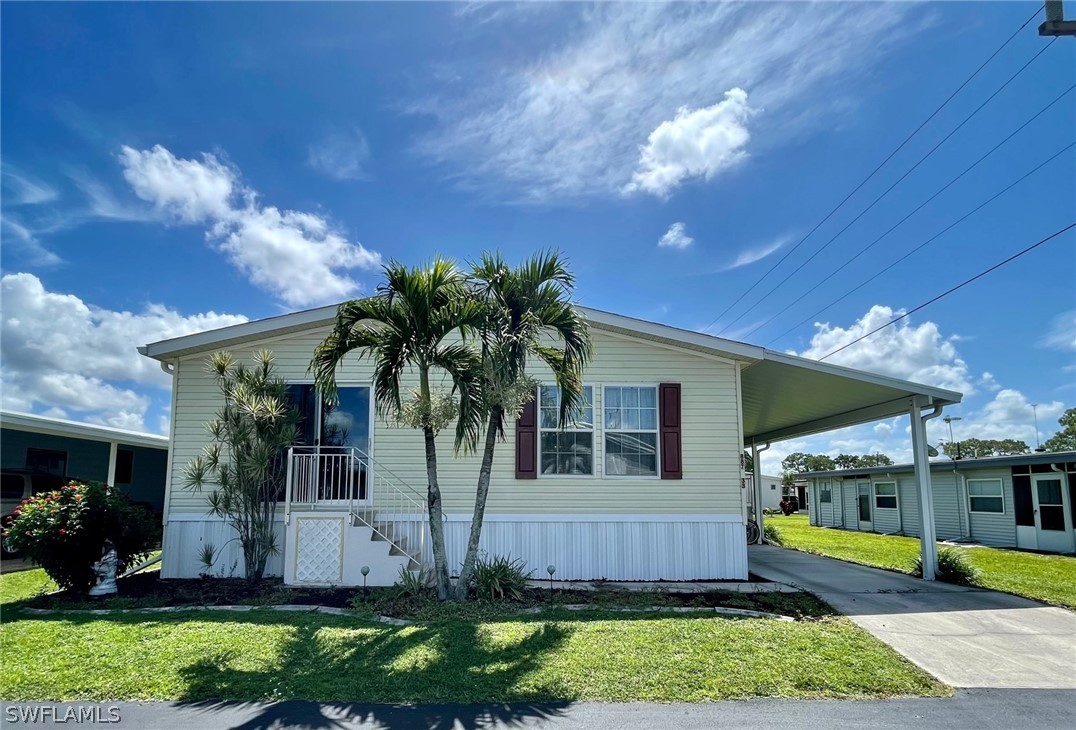 887 Homestead Drive, North Fort Myers, FL 33917