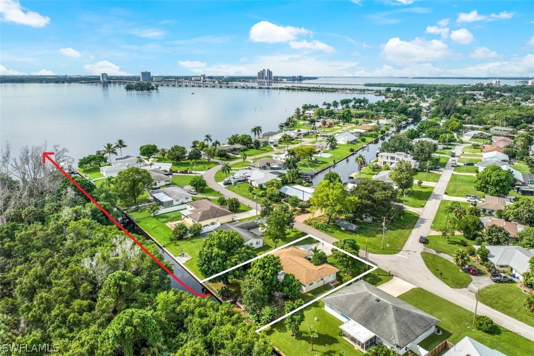1340 Harbor View Drive, North Fort Myers, FL 33917