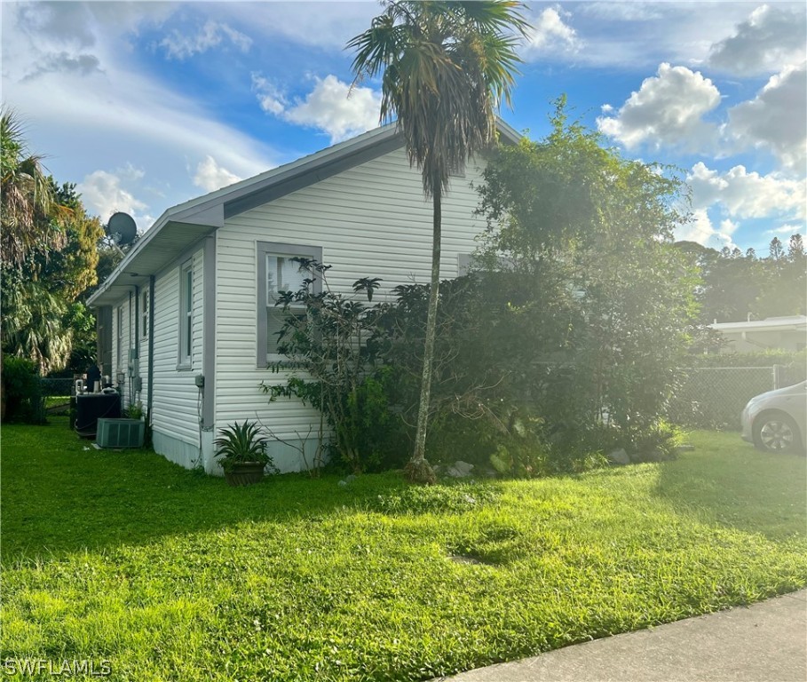 1914 Hill Avenue, Fort Myers, FL 33901
