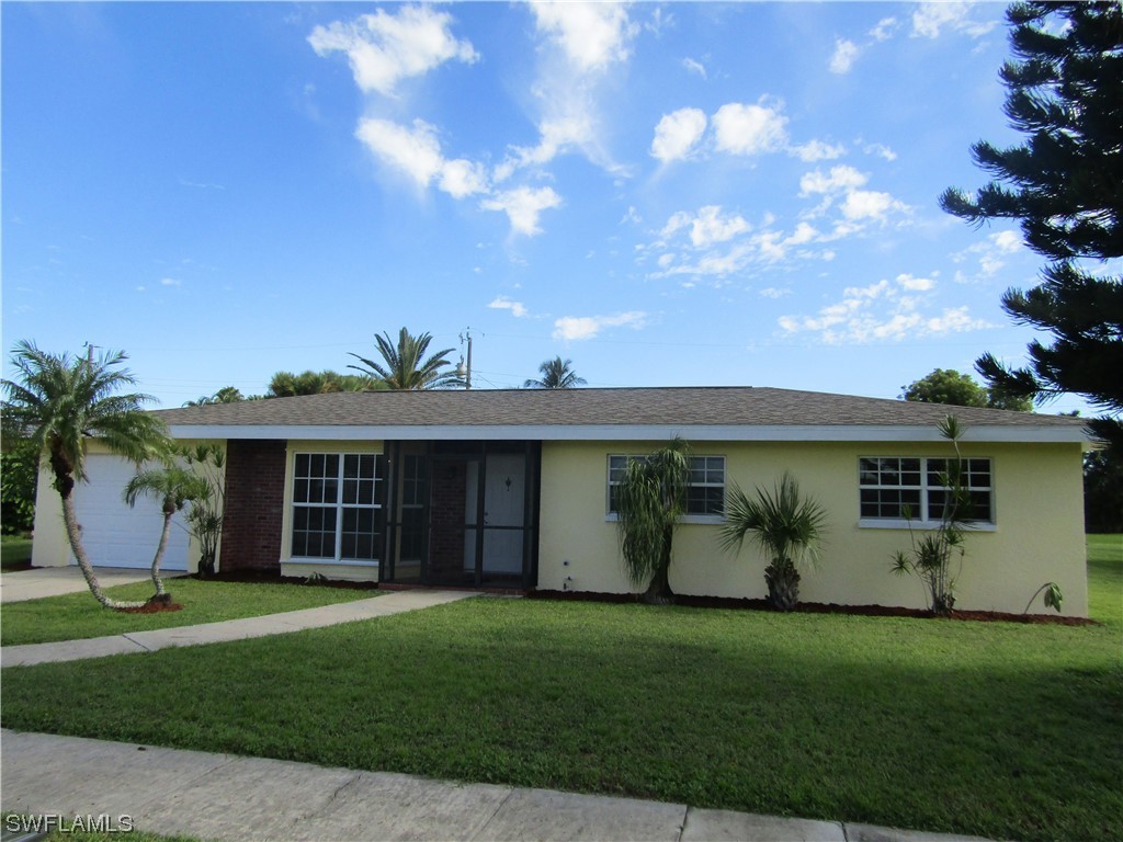 1710 Lakeview Terrace, North Fort Myers, FL 33903