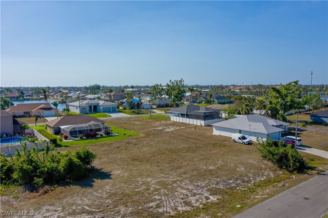 300 NW 12th Place, Cape Coral, FL 33993