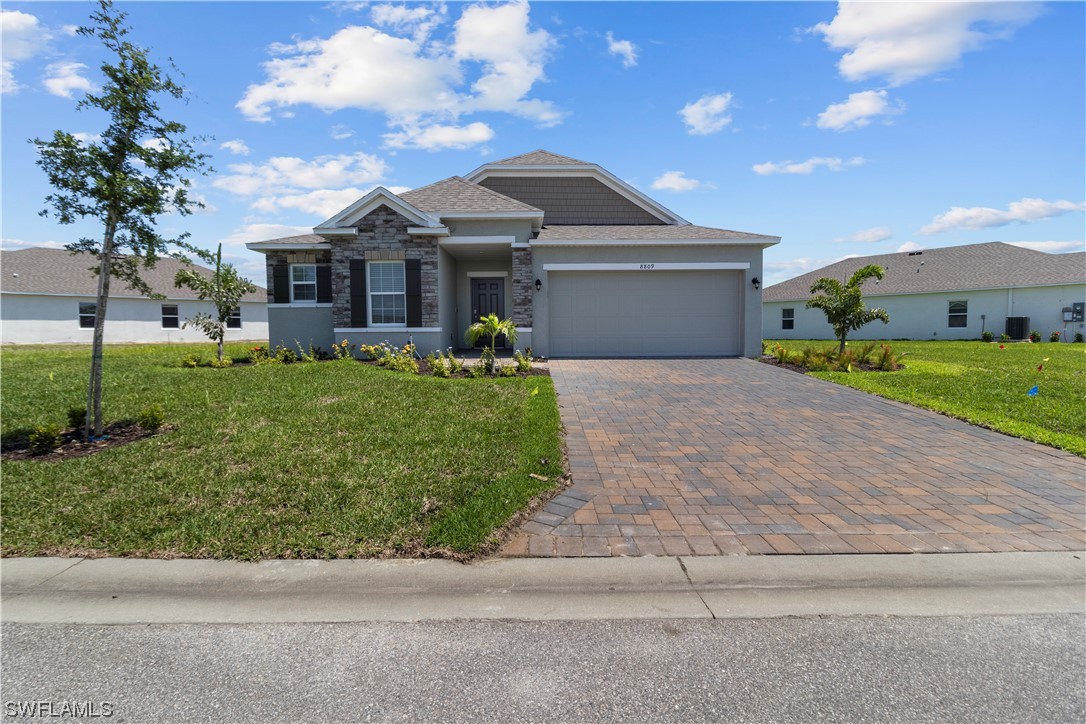 8809 Cascade Price Circle, North Fort Myers, FL 33917