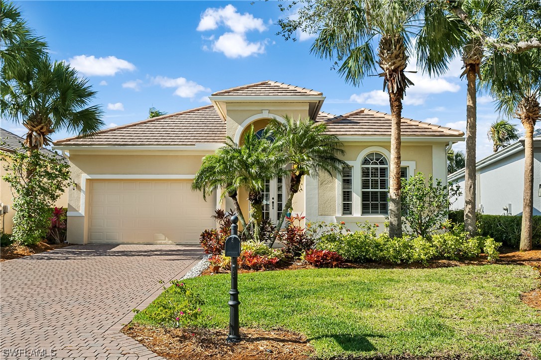 8930 Crown Colony Boulevard, Fort Myers, FL 33908