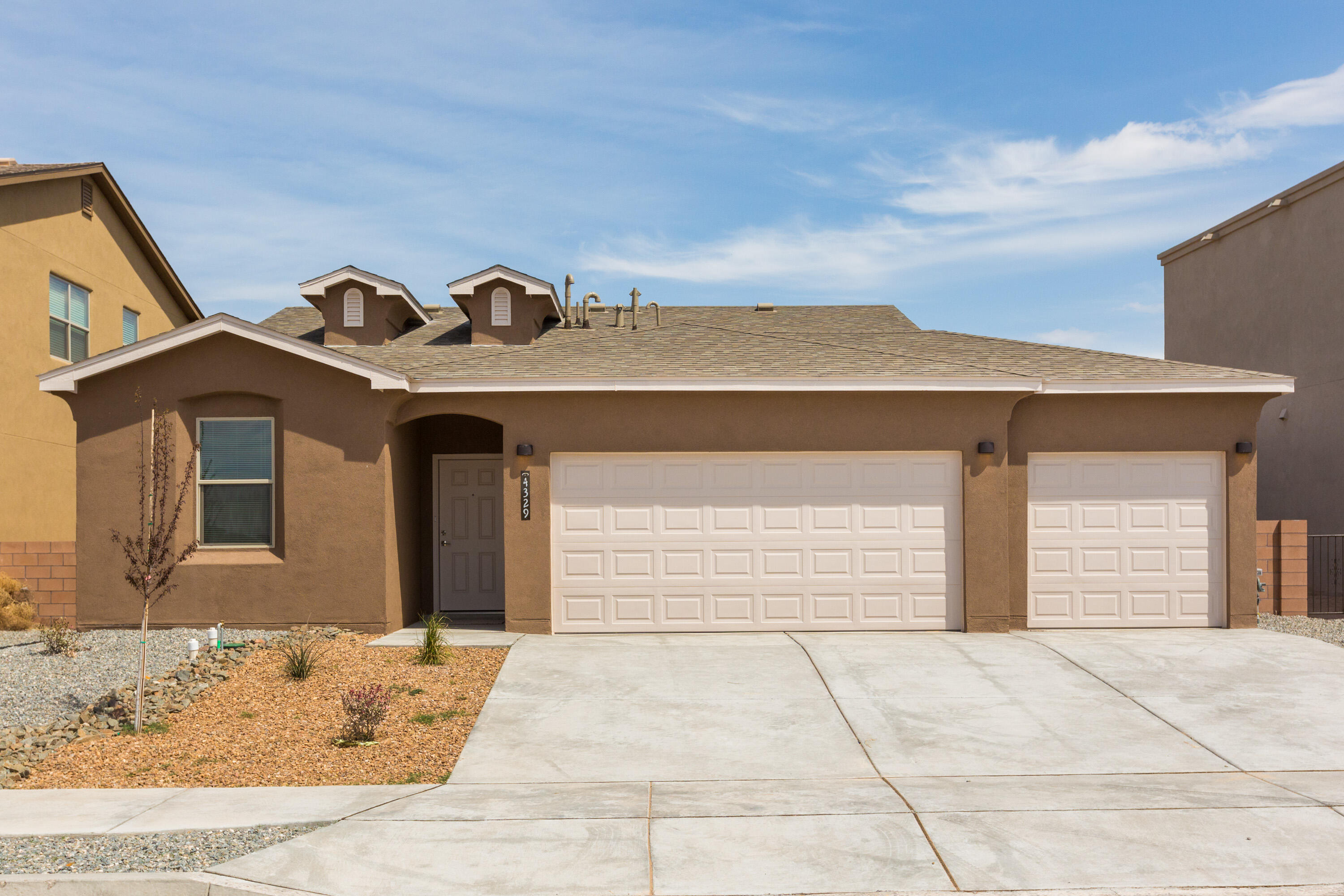 4329 Bald Eagle Loop NE, Rio Rancho, NM 87144
