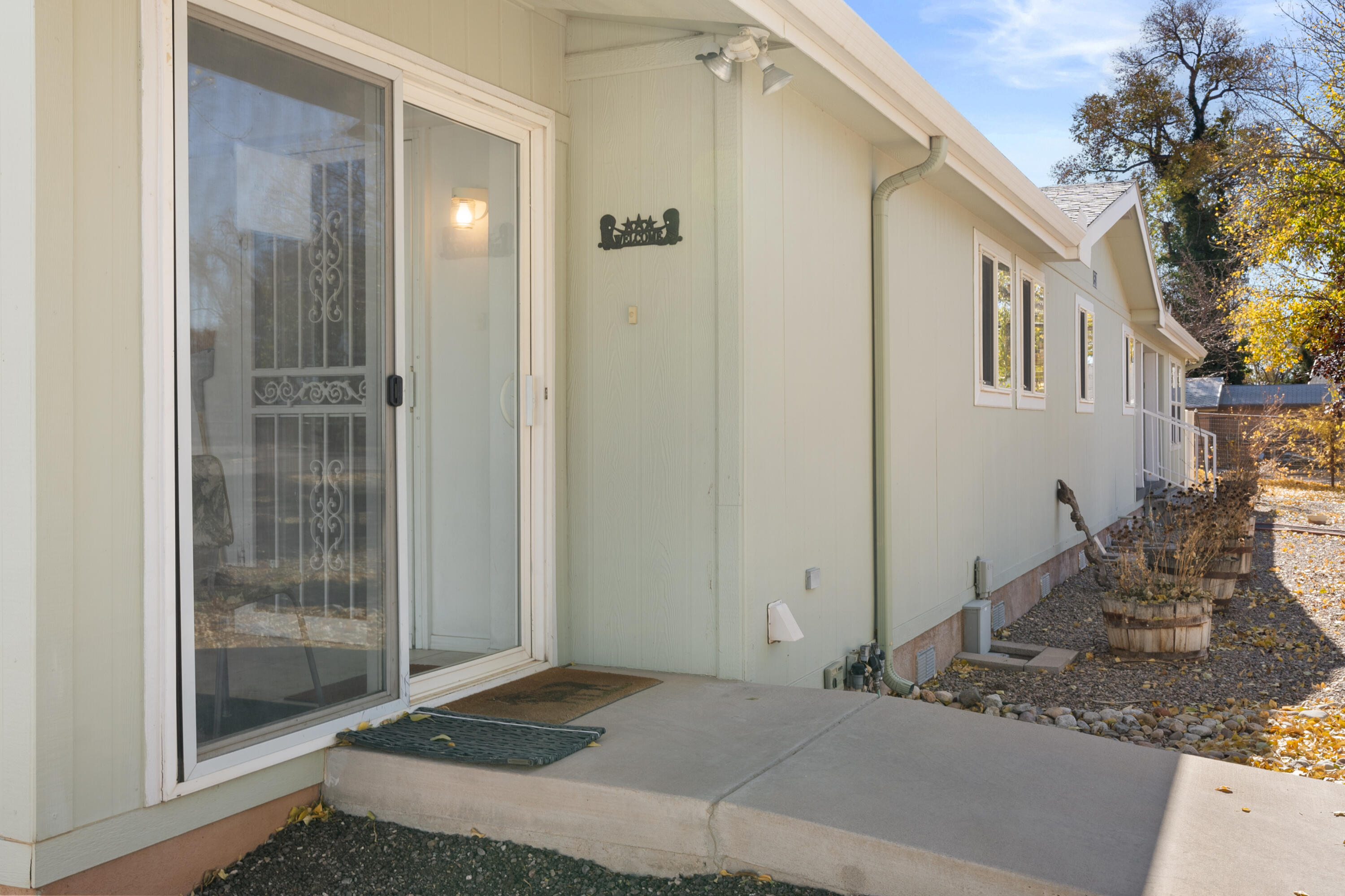 2538 Boliver Lane SW, Albuquerque, NM 87105