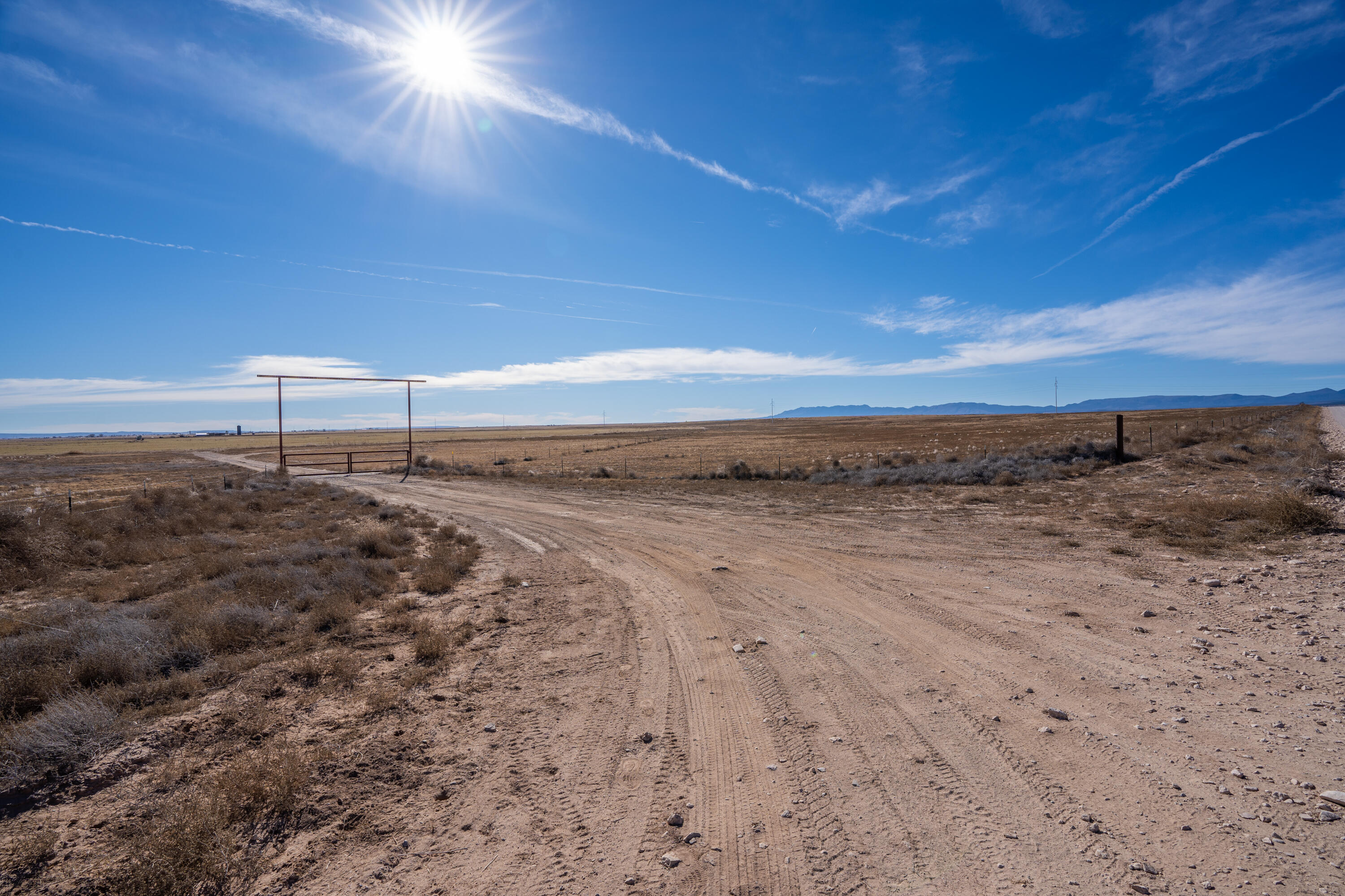 166 W Howell Road, Estancia, NM 87016