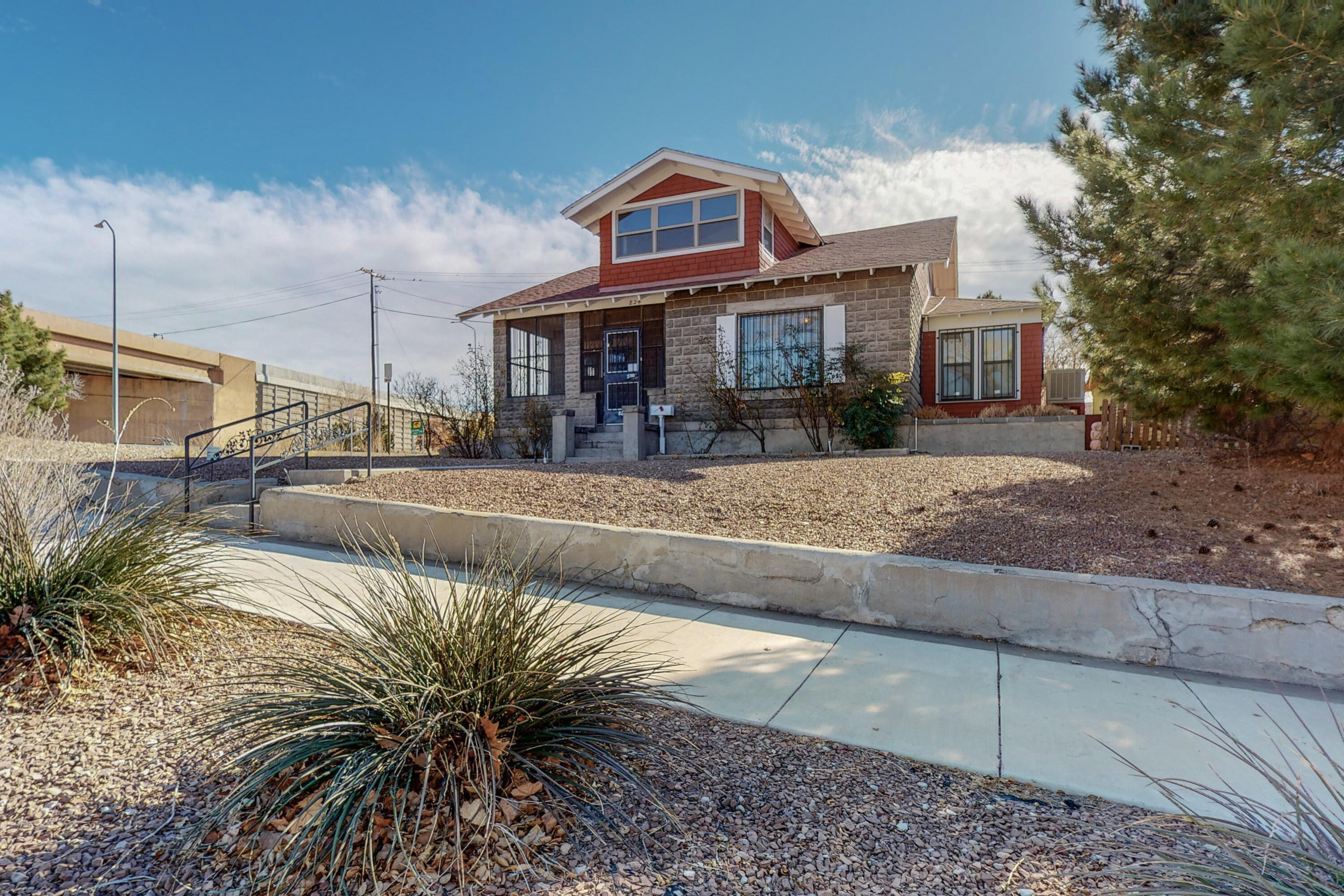 824 Silver Avenue SE, Albuquerque, NM 87102