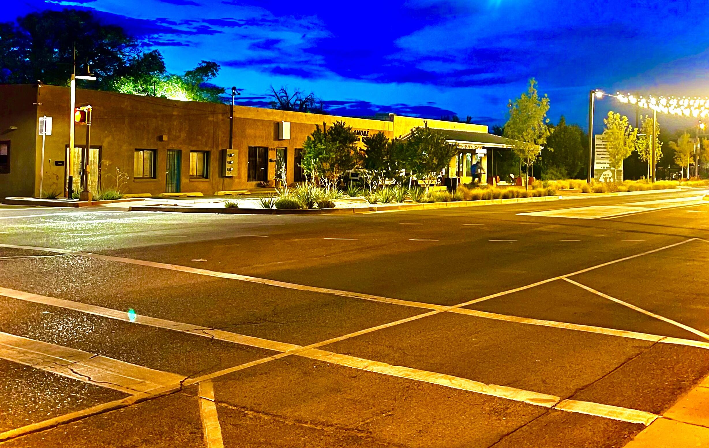 415 Schulte Road NW, Los Ranchos, NM 87107