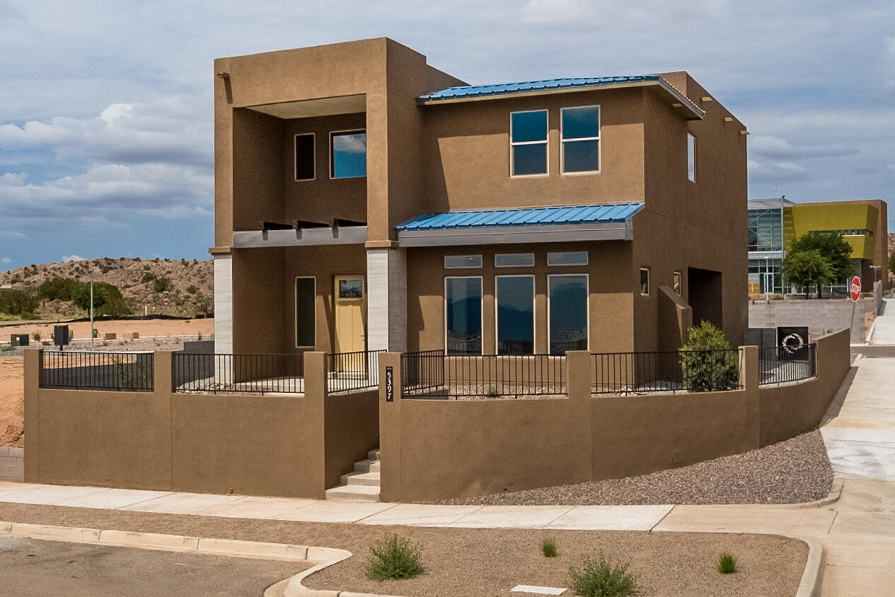 5405 East Village Road NE, Rio Rancho, NM 87144