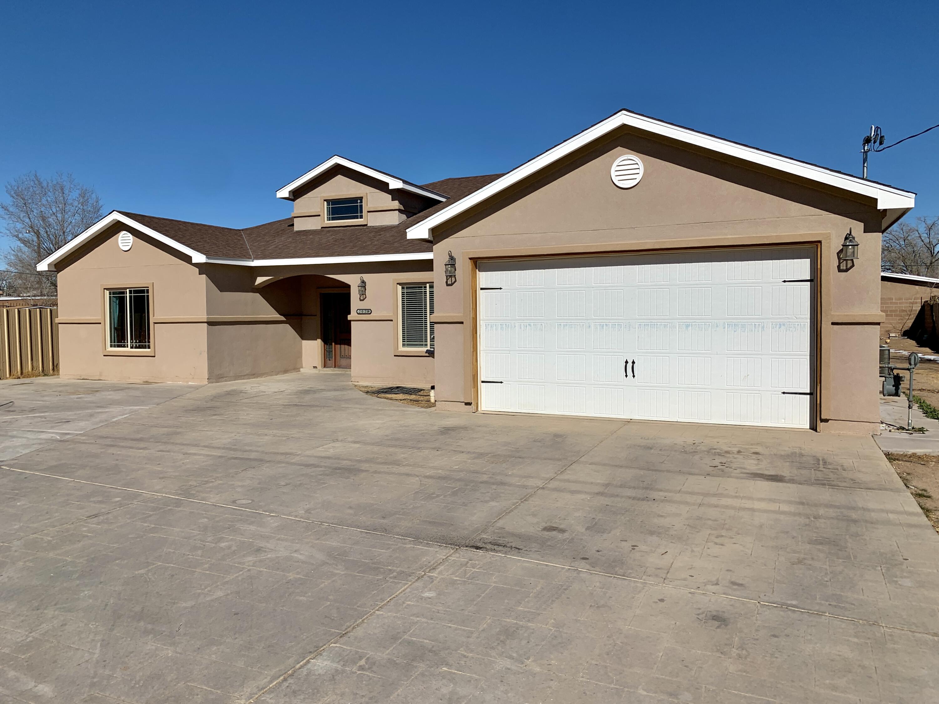 2529 Mares Road SW, Albuquerque, NM 87105