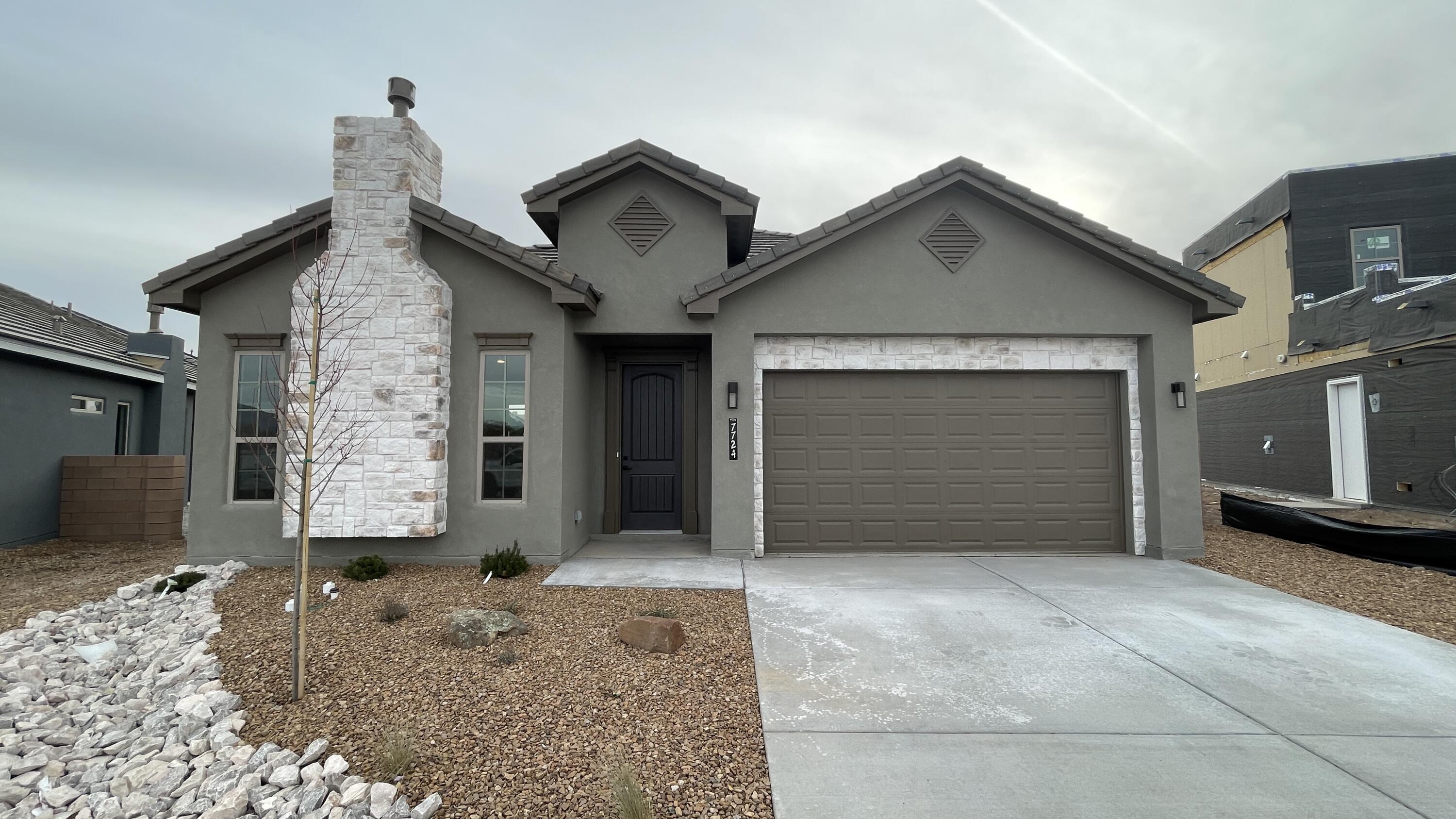 7724 Station Court NW, Albuquerque, NM 87107