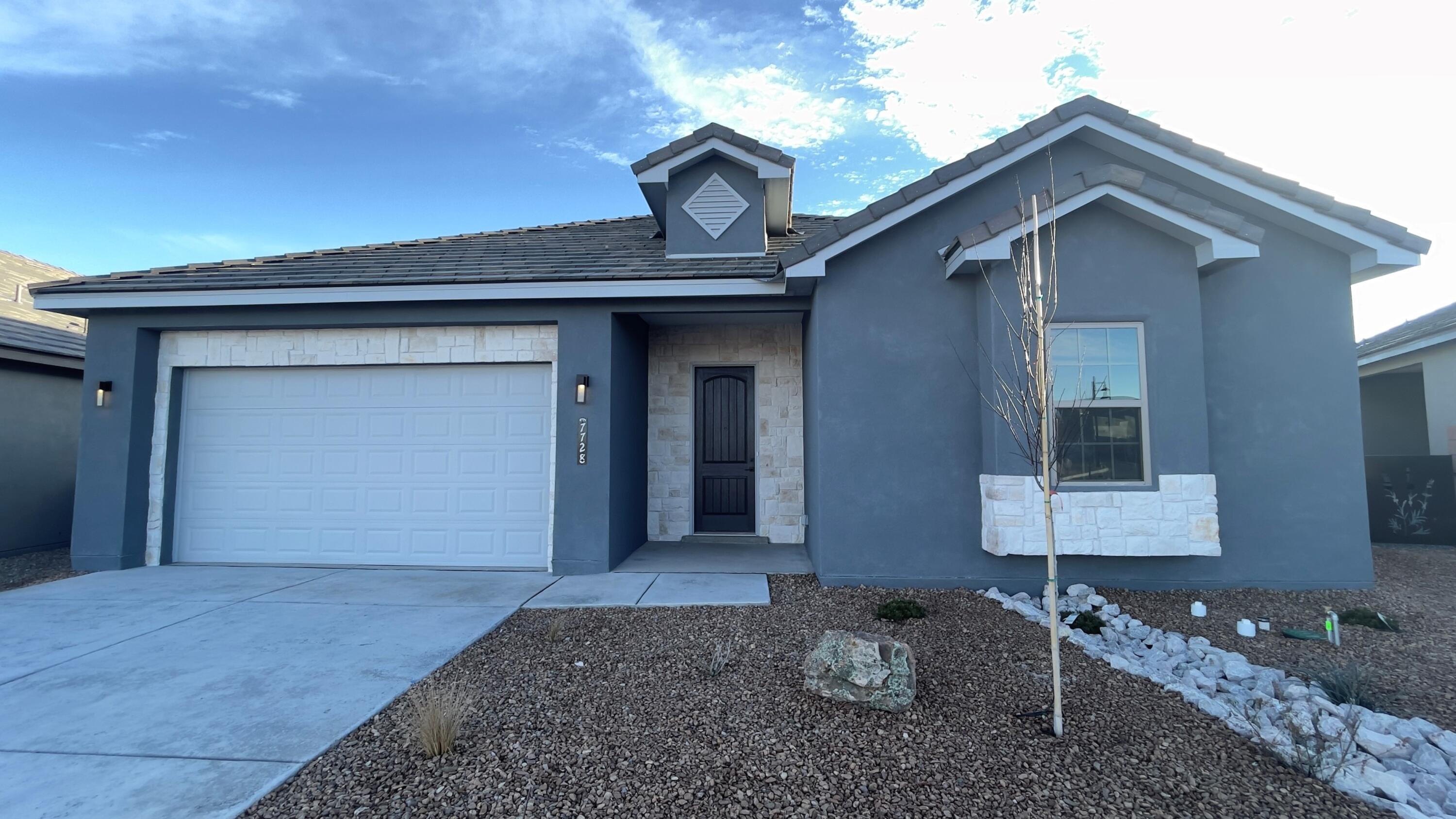 7728 Station Court NW, Albuquerque, NM 87107