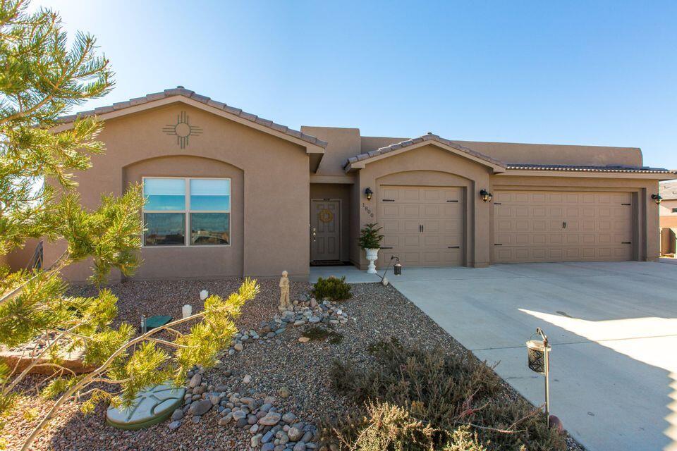 1800 Blanca Peak Trail NE, Rio Rancho, NM 87144