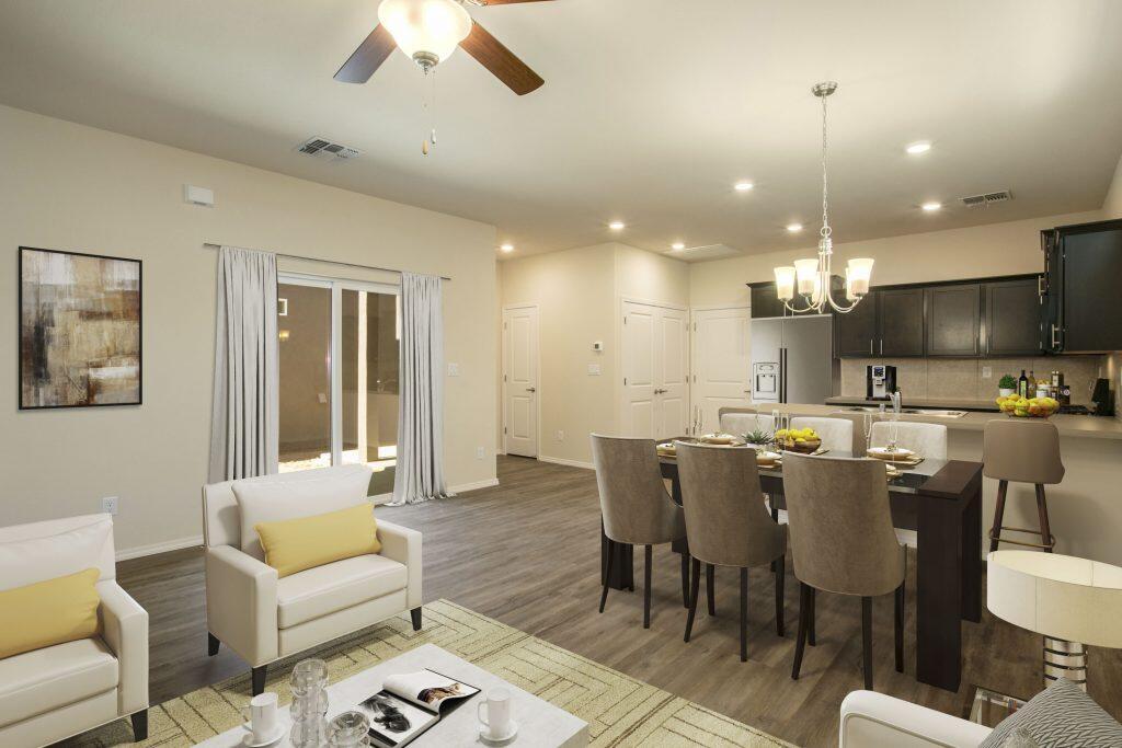 1466 Tierra Verde Loop, Los Lunas, NM 87031
