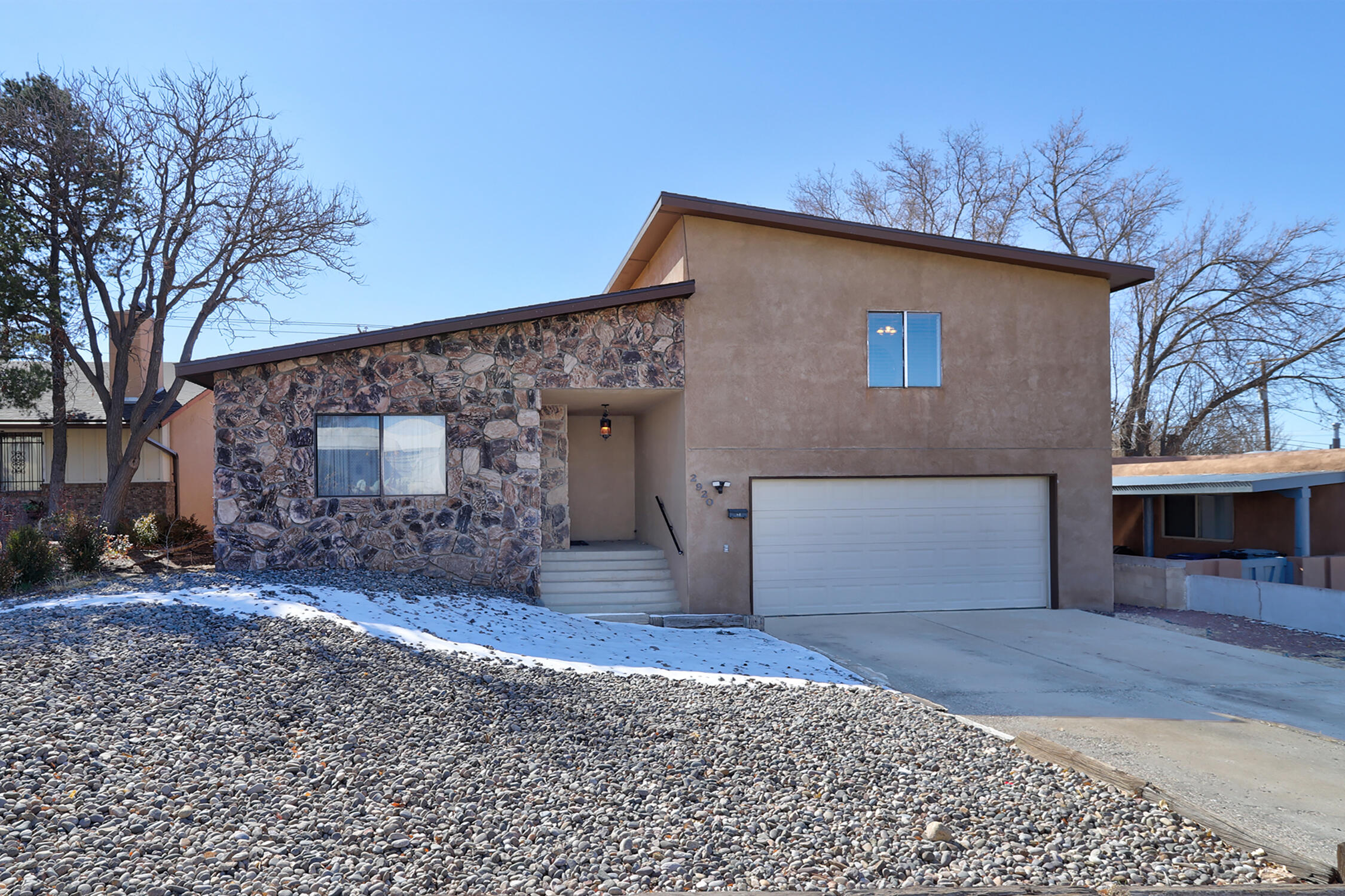 2920 San Joaquin Avenue SE, Albuquerque, NM 87106