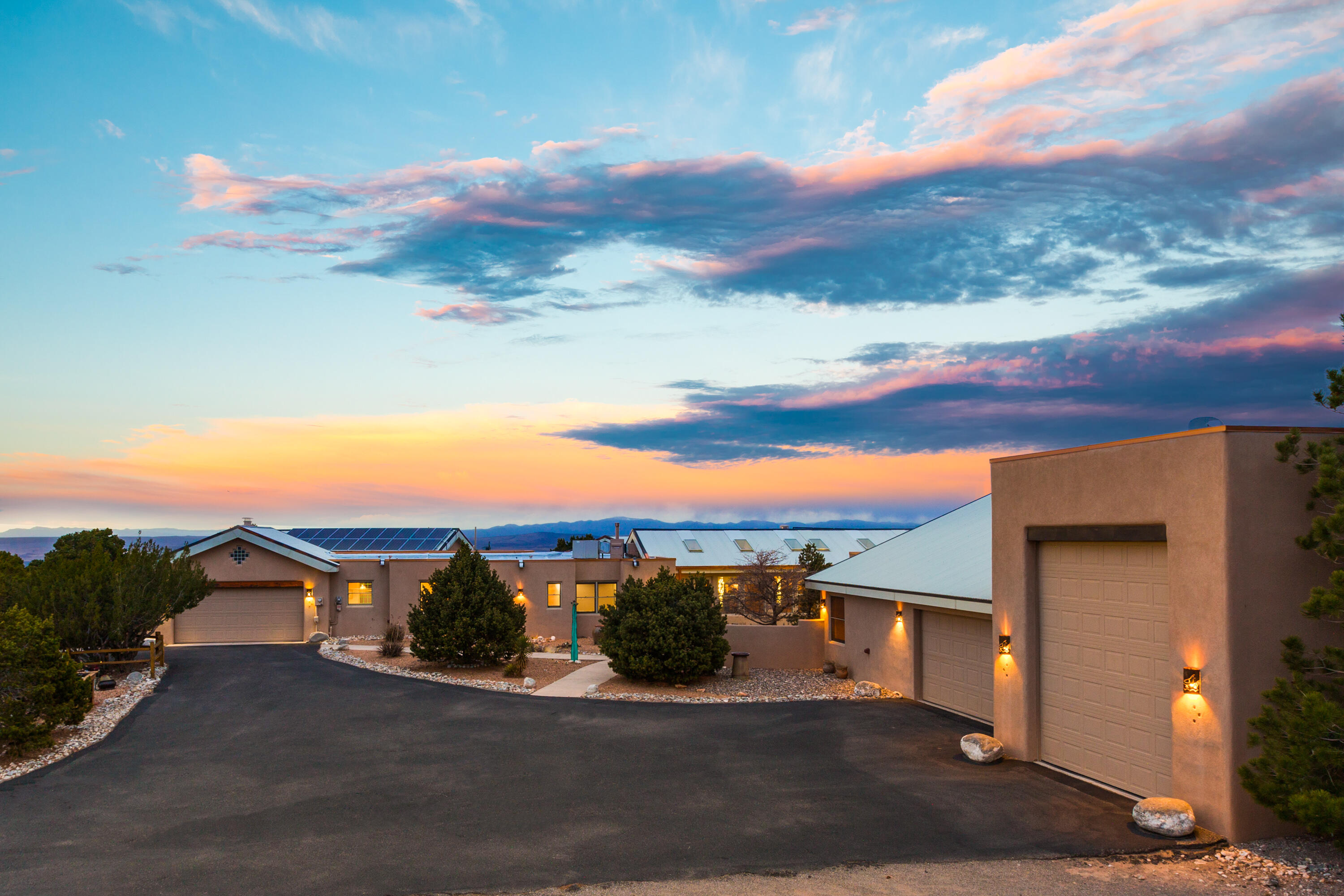 32 Sunrise Drive, Placitas, NM 87043