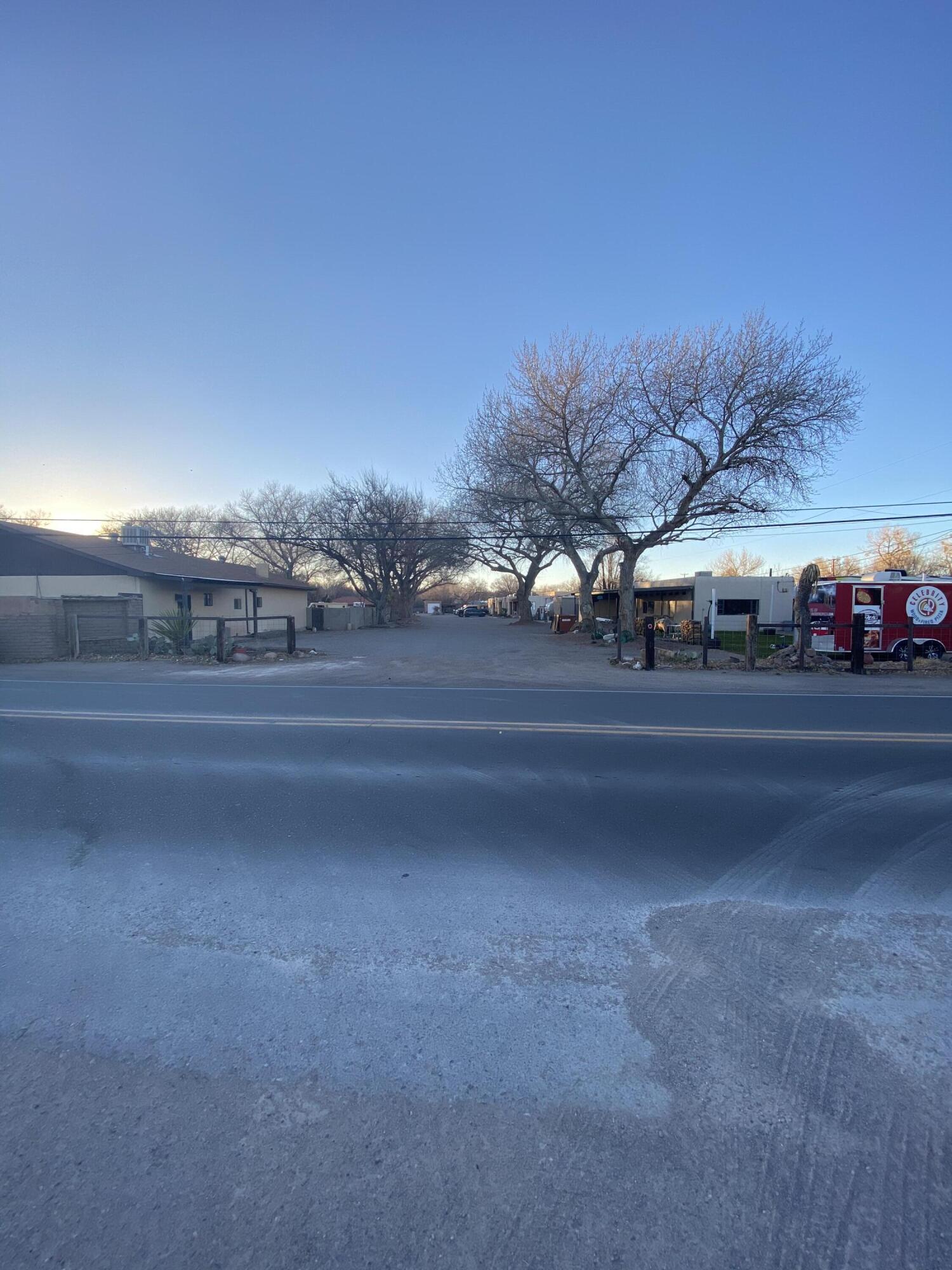 4229 Corrales Road, Corrales, NM 87048