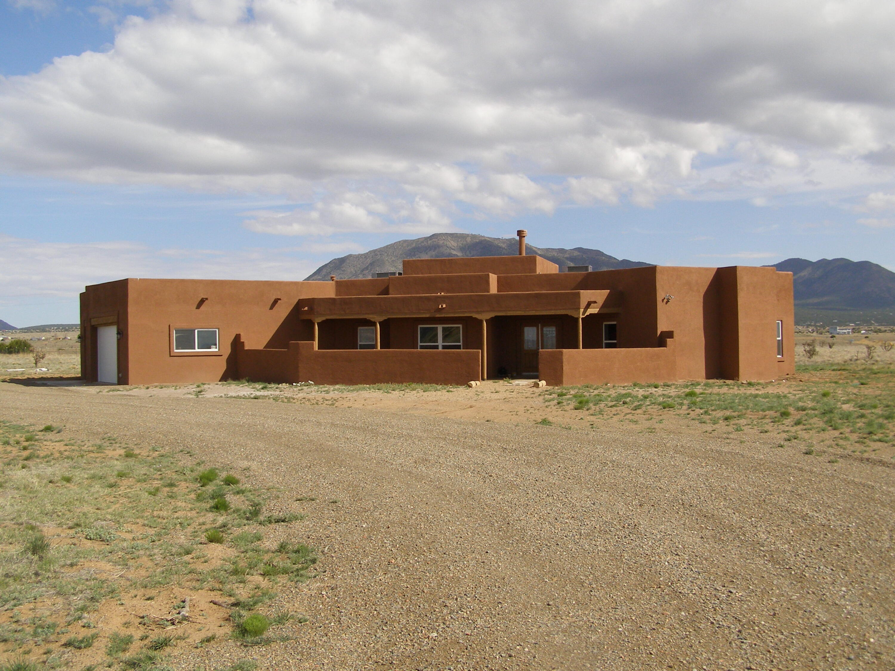 29 Northland Meadows Drive, Edgewood, NM 87015