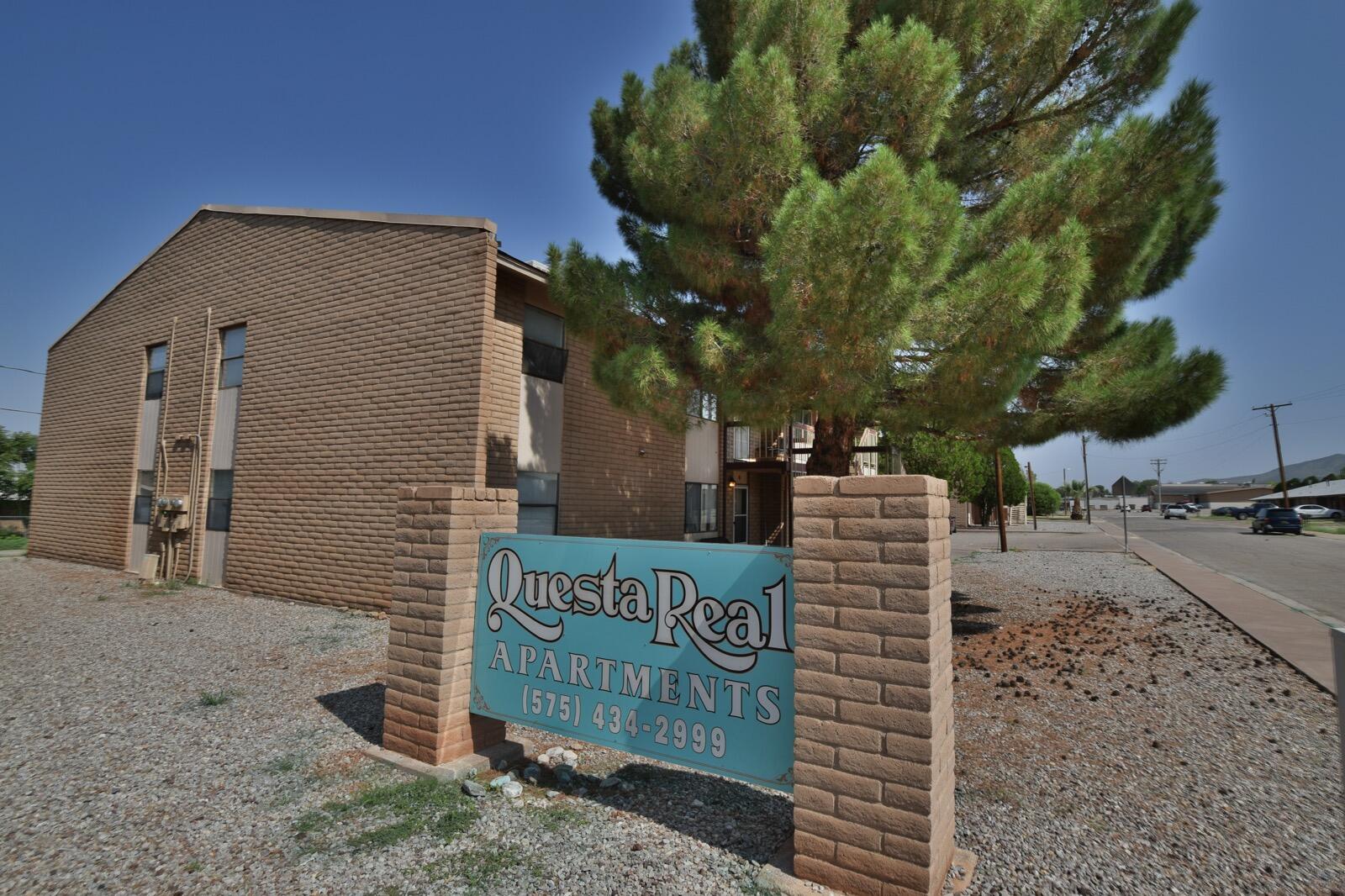 1301 Filmore (1309-1325) Avenue, Alamogordo, NM 88310