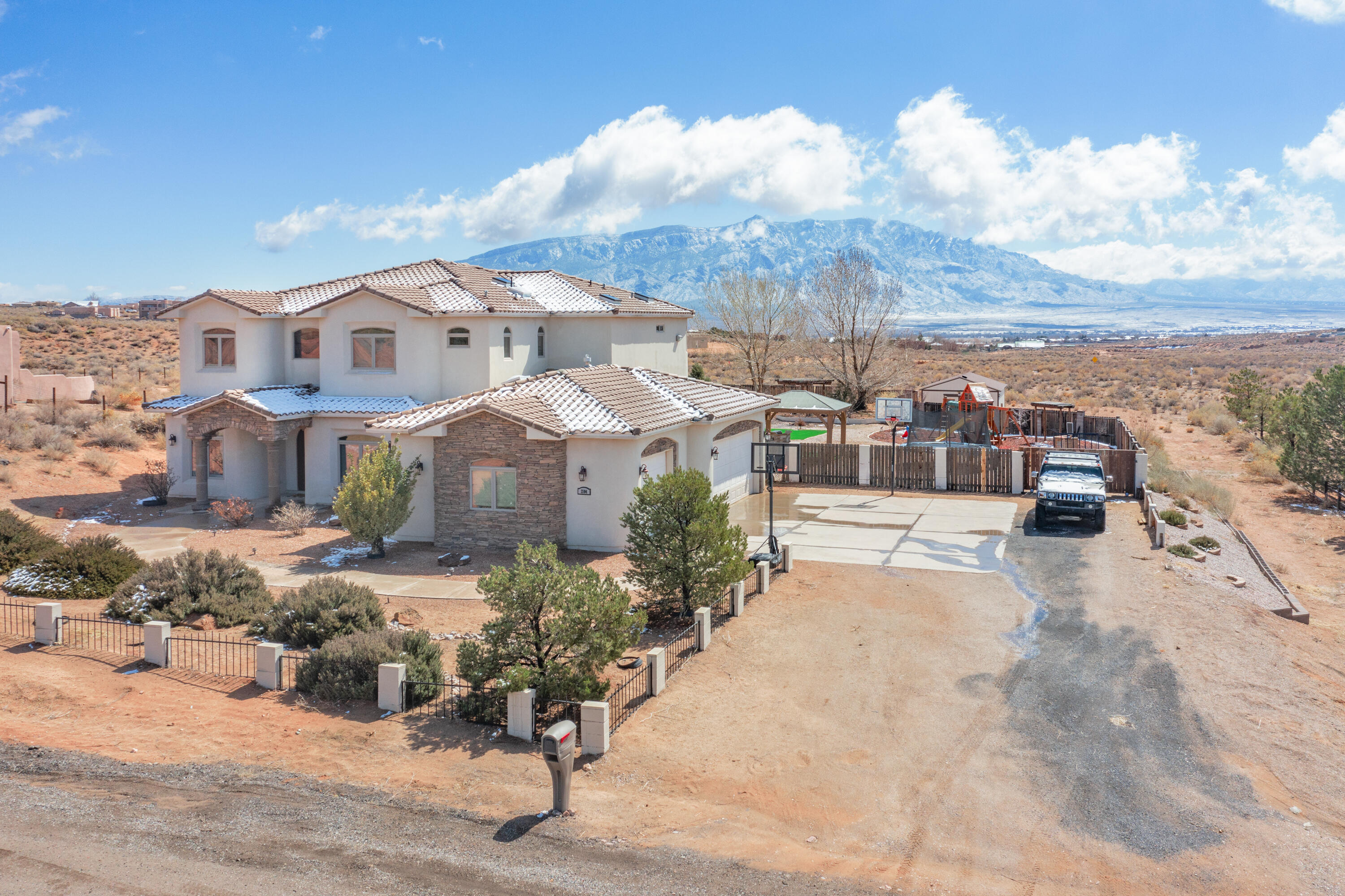 2104 Peony Court NE, Rio Rancho, NM 87144