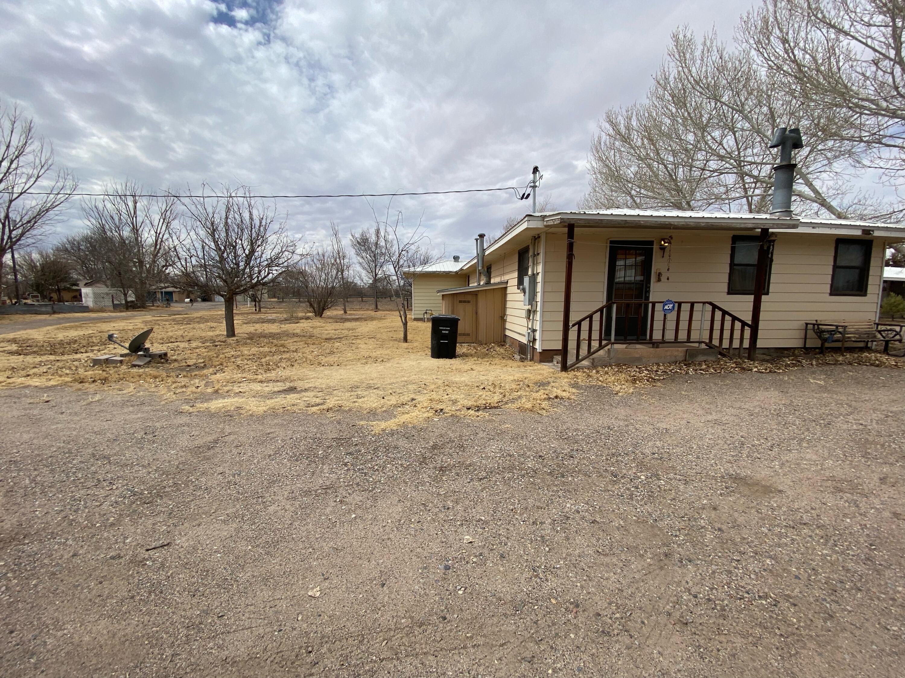 397 Jarales Road, Jarales, NM 87023
