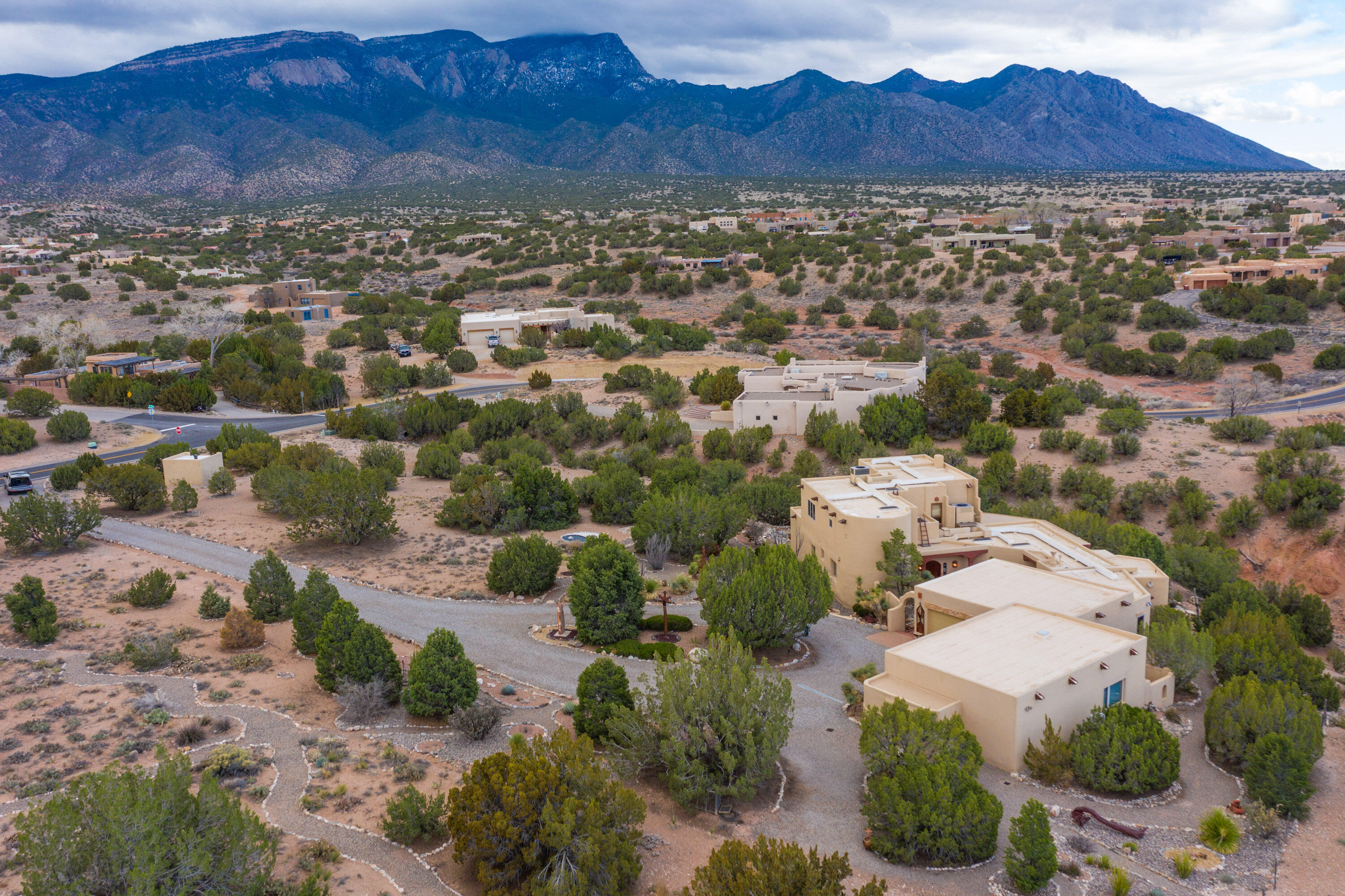 43 Tierra Madre Road, Placitas, NM 87043