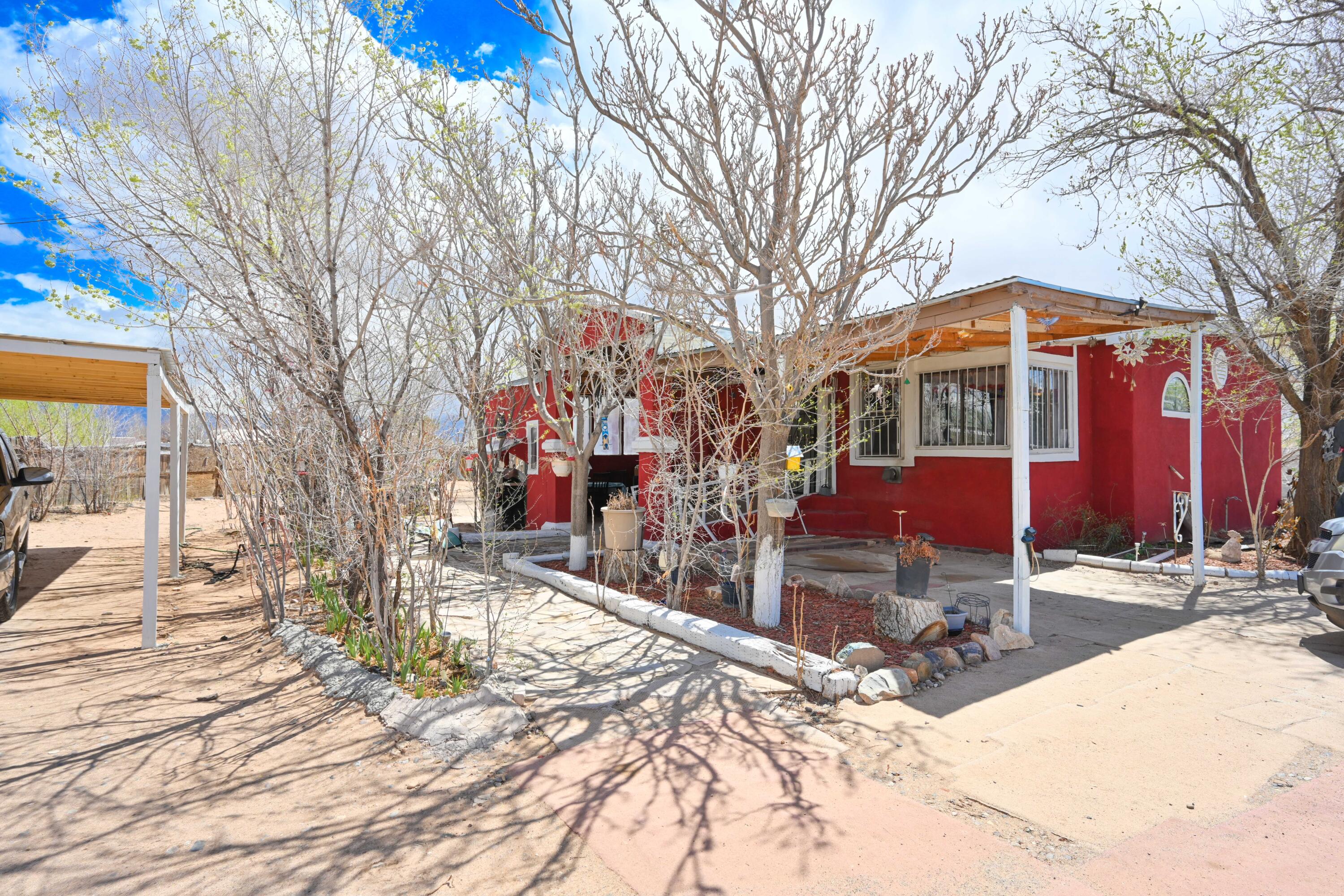 20 Soquel Road, Los Lunas, NM 87031