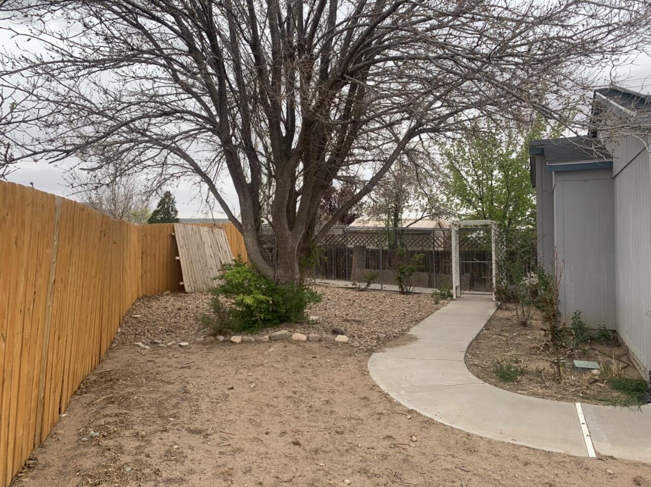 2359 Elizabeth Ann Road NE, Rio Rancho, NM 87144
