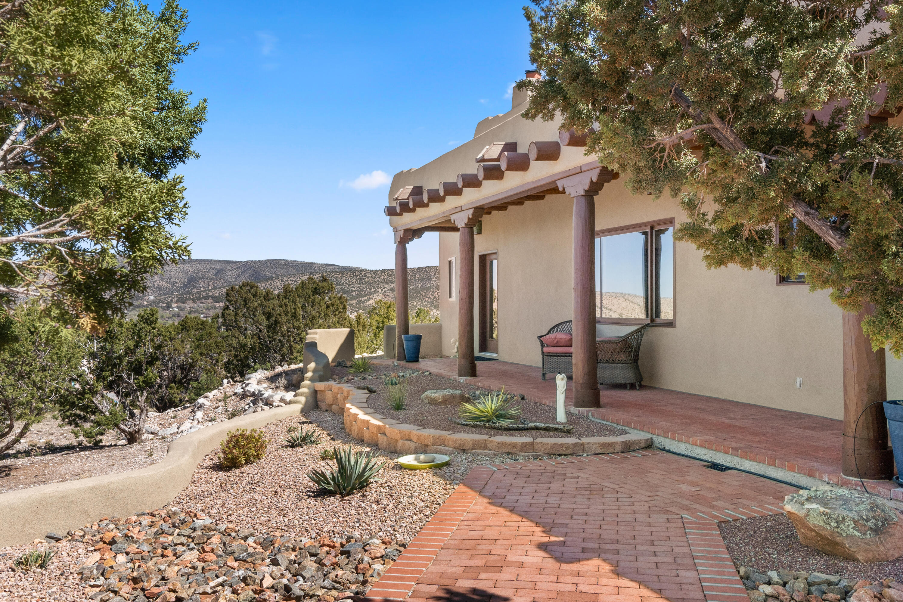 61 Overlook Drive, Placitas, NM 87043