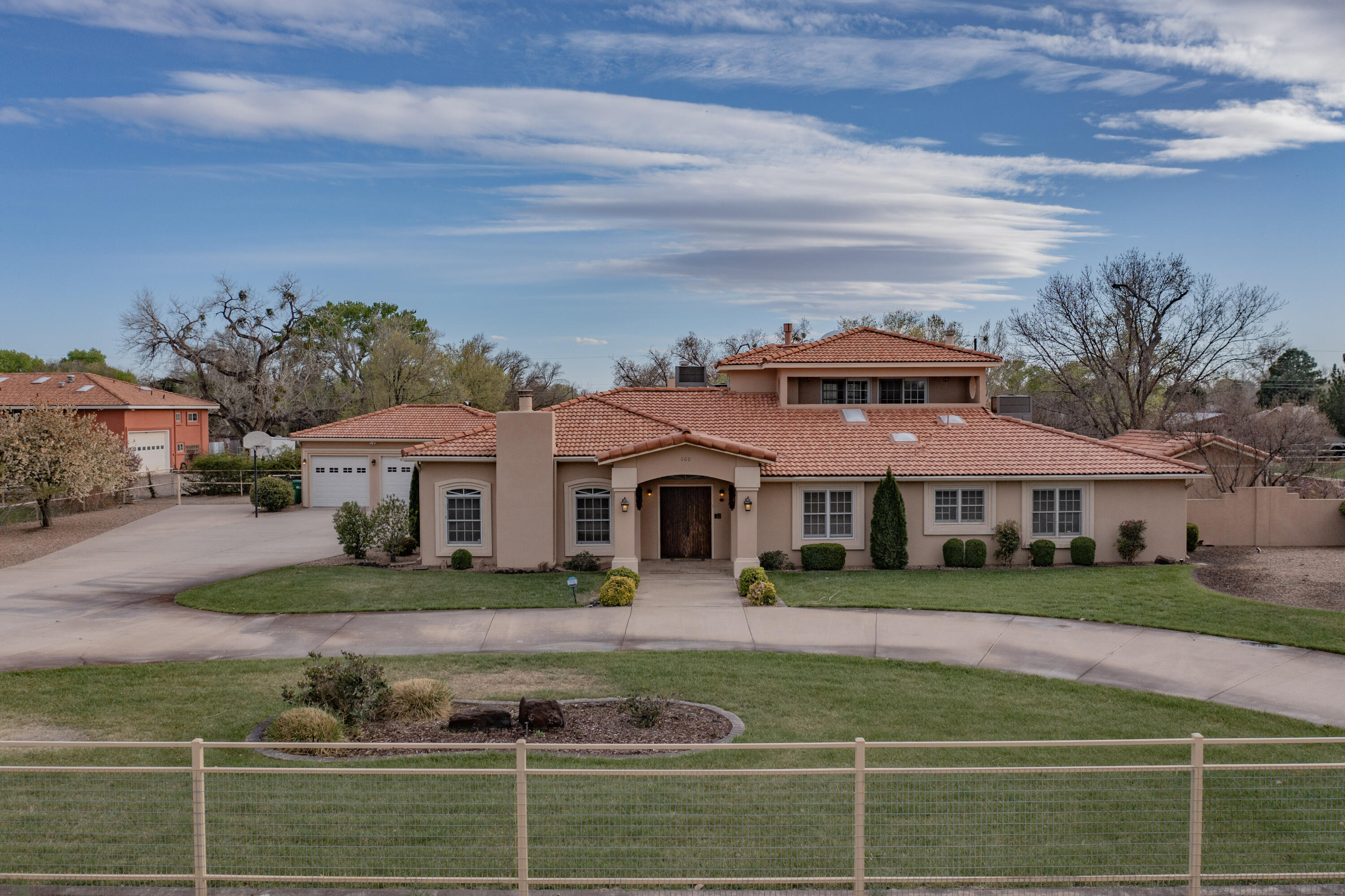 600 Paseo Del Bosque NW, Albuquerque, NM 87114