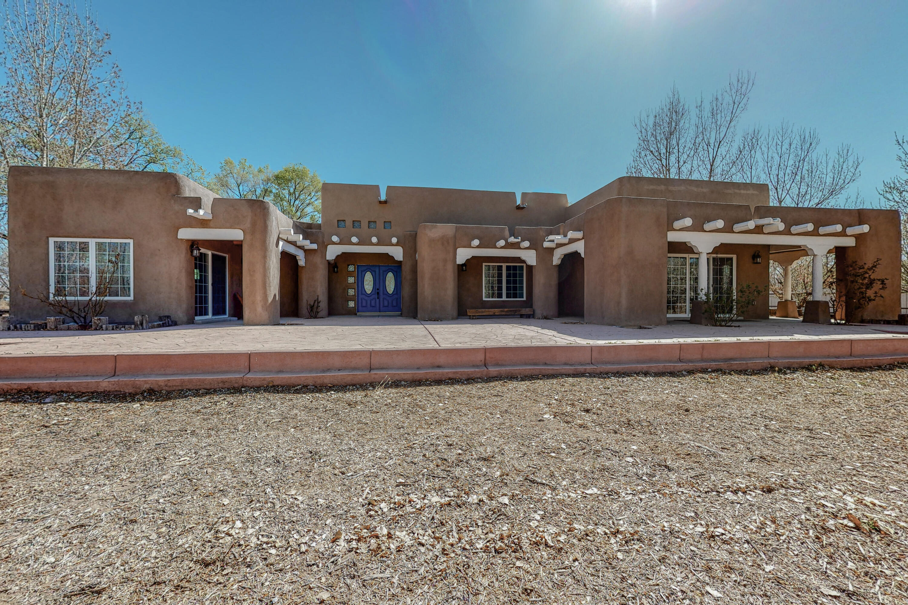 19 Tuki Court, Los Lunas, NM 87031