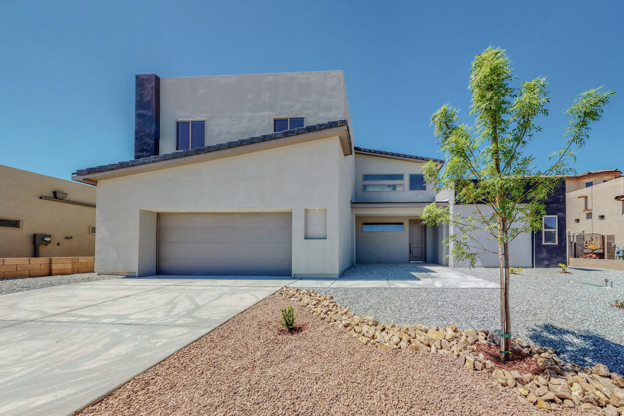 1180 Blanca Avenue, Los Lunas, NM 87031