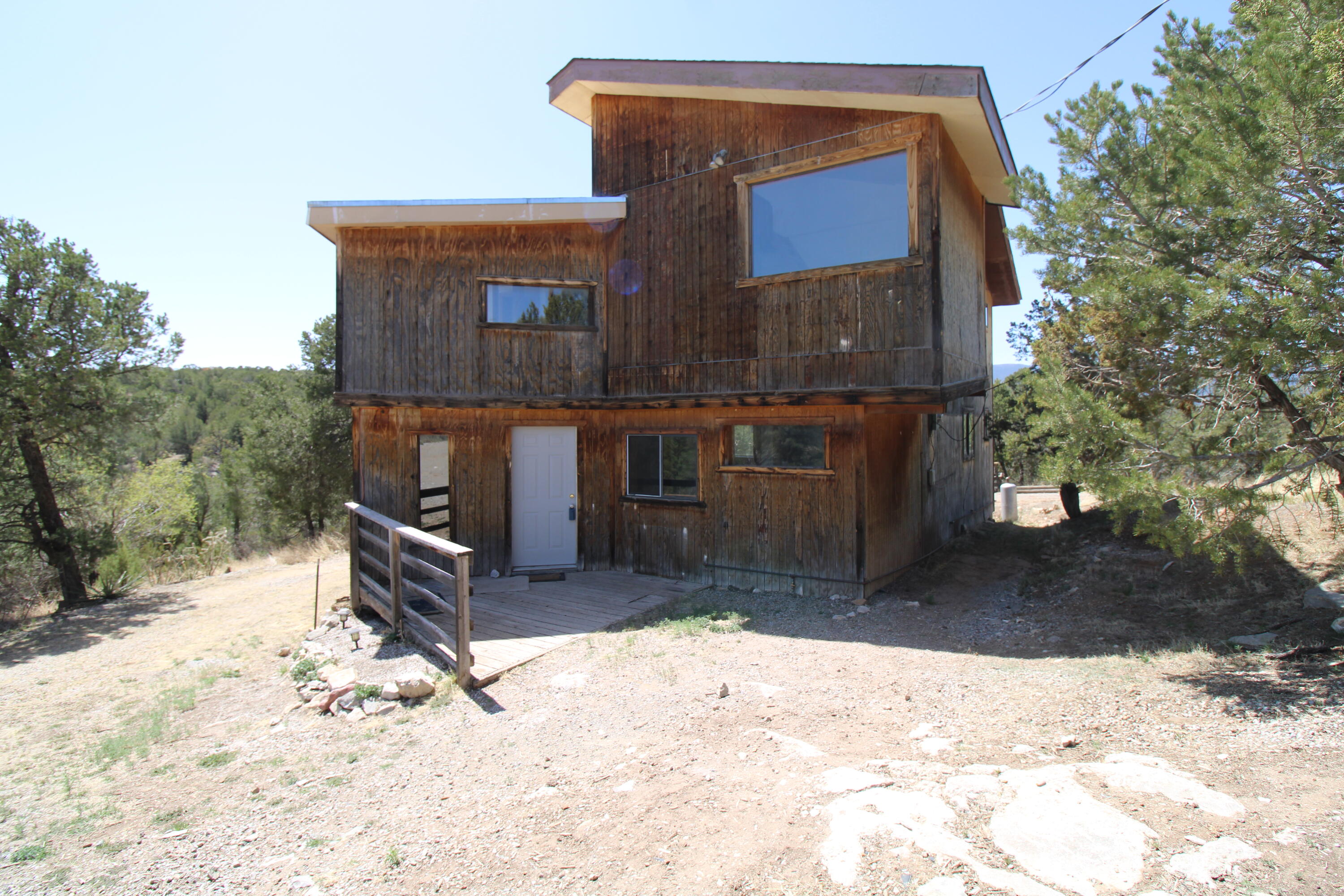 1036 Old Us 66, Tijeras, NM 87059