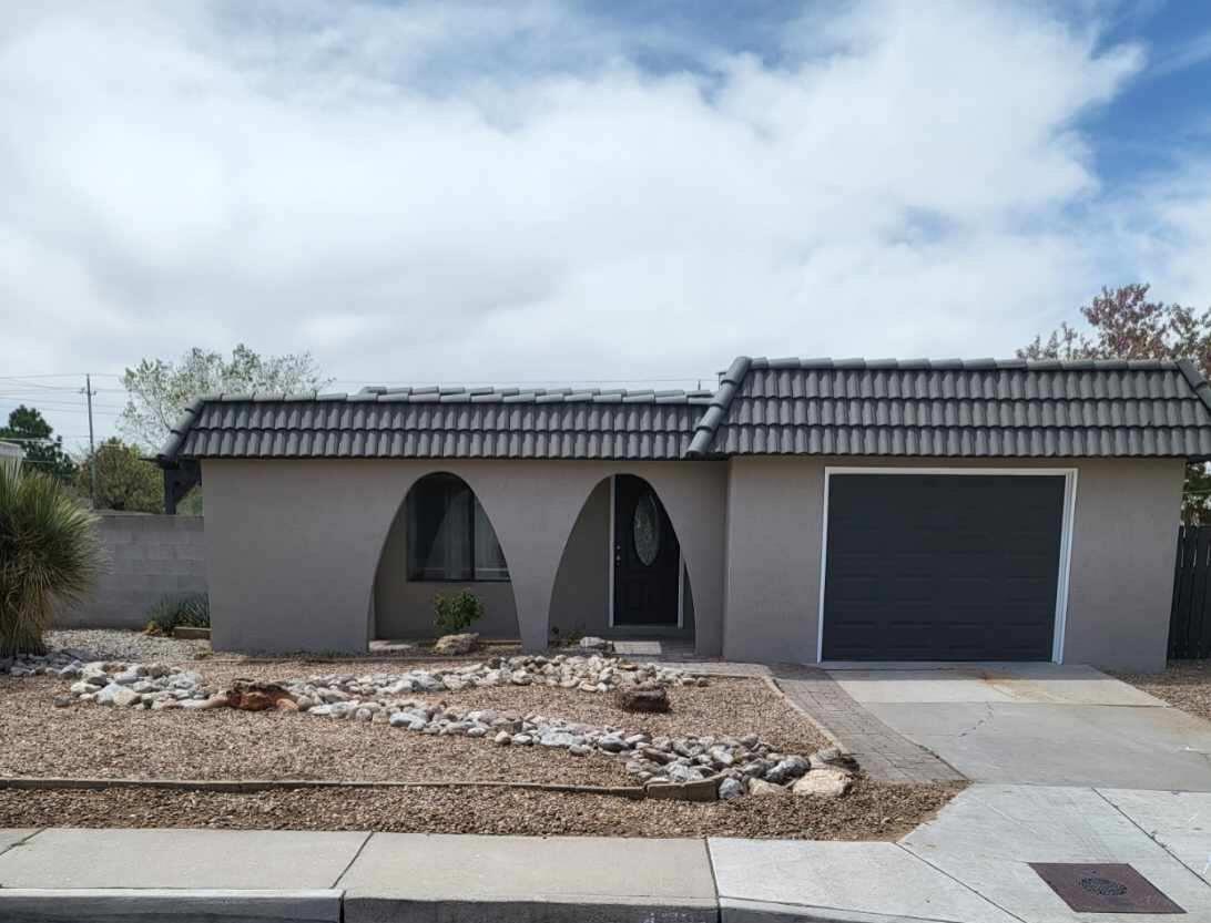 4221 Penelope Place NE, Albuquerque, NM 87109