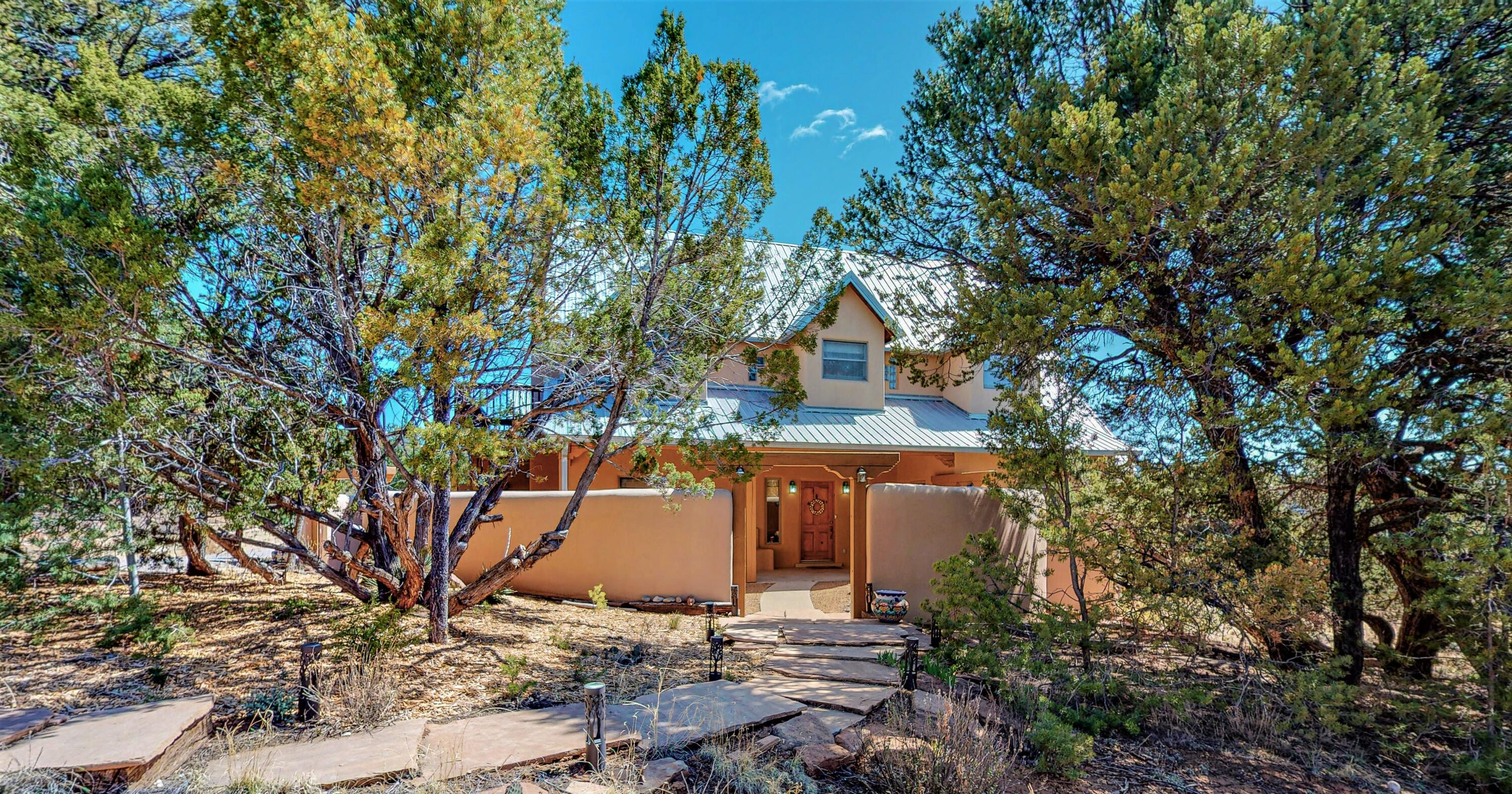 8 Anasazi Drive, Sandia Park, NM 87047