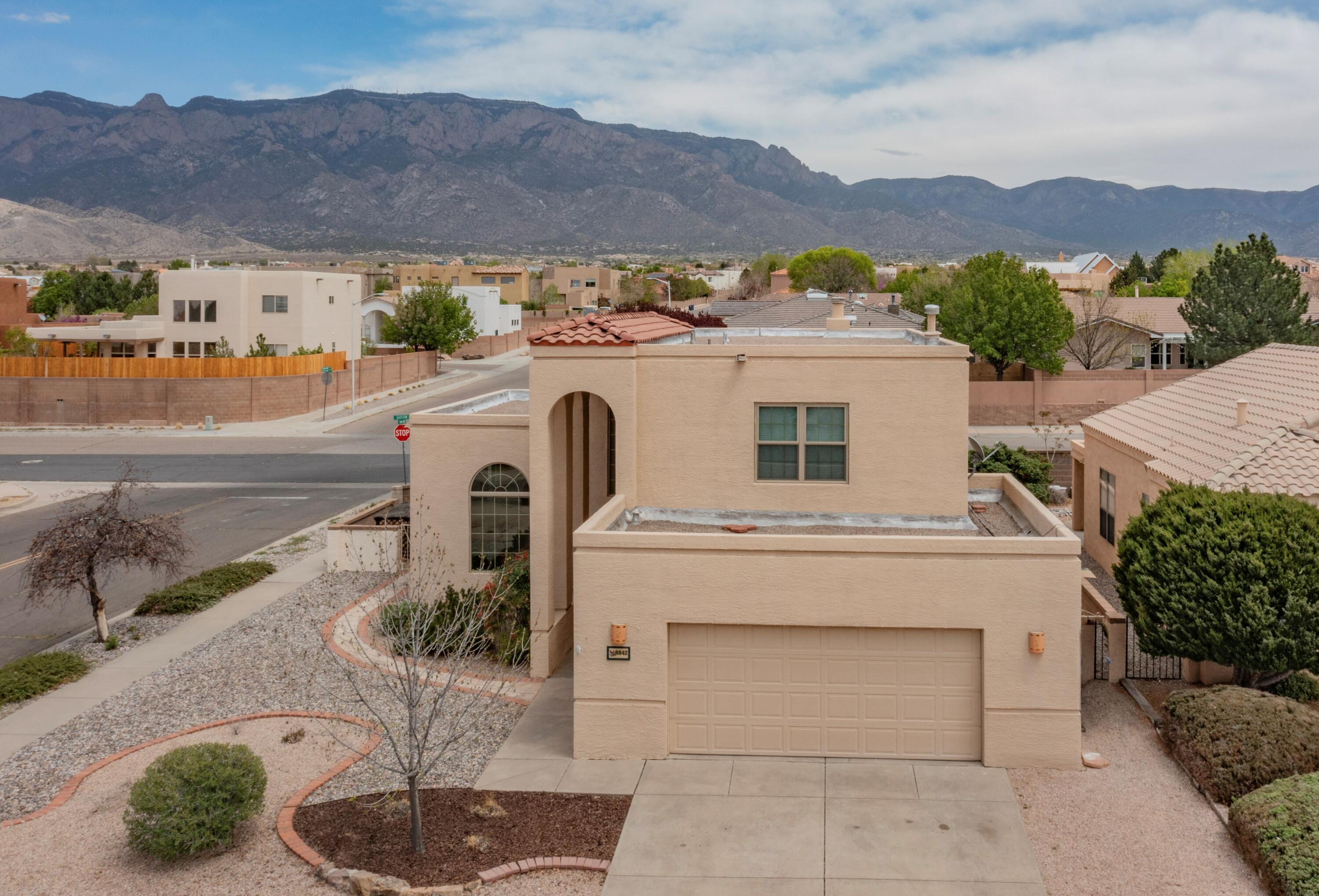 8842 Henriette Wyeth Drive NE, Albuquerque, NM 87122