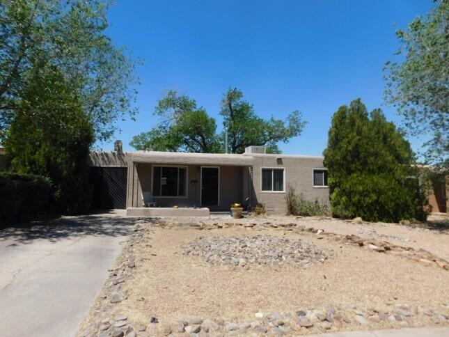 809 Manzano Street NE, Albuquerque, NM 87110