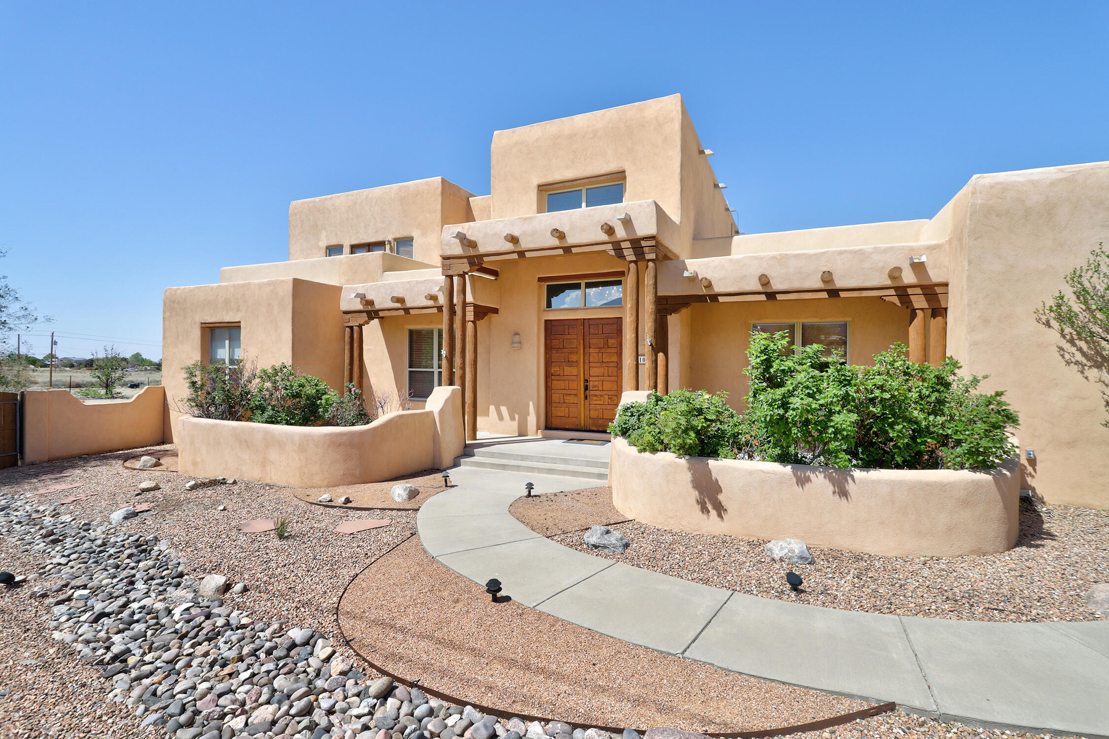 10300 Oakland Avenue NE, Albuquerque, NM 87122