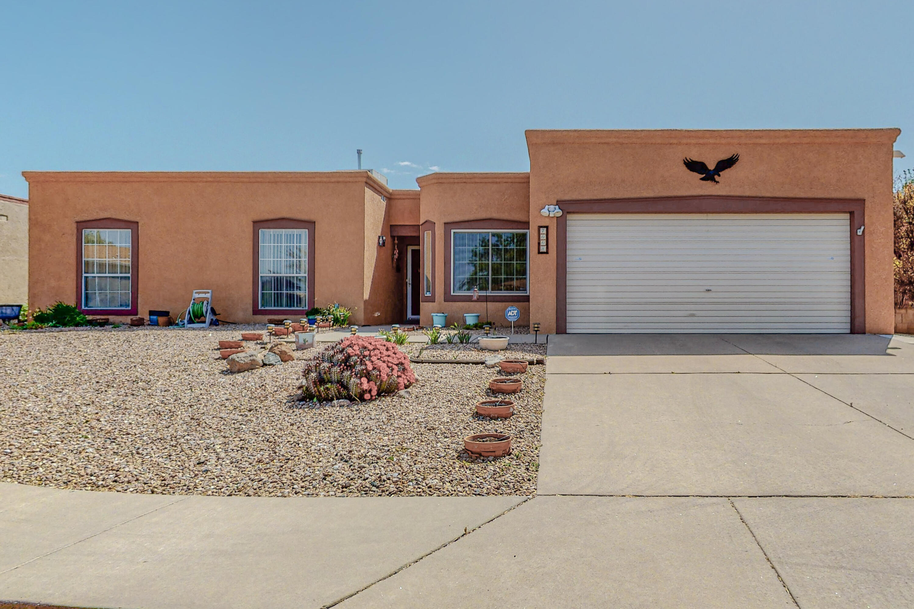 7008 Wildwood Lane NE, Albuquerque, NM 87111