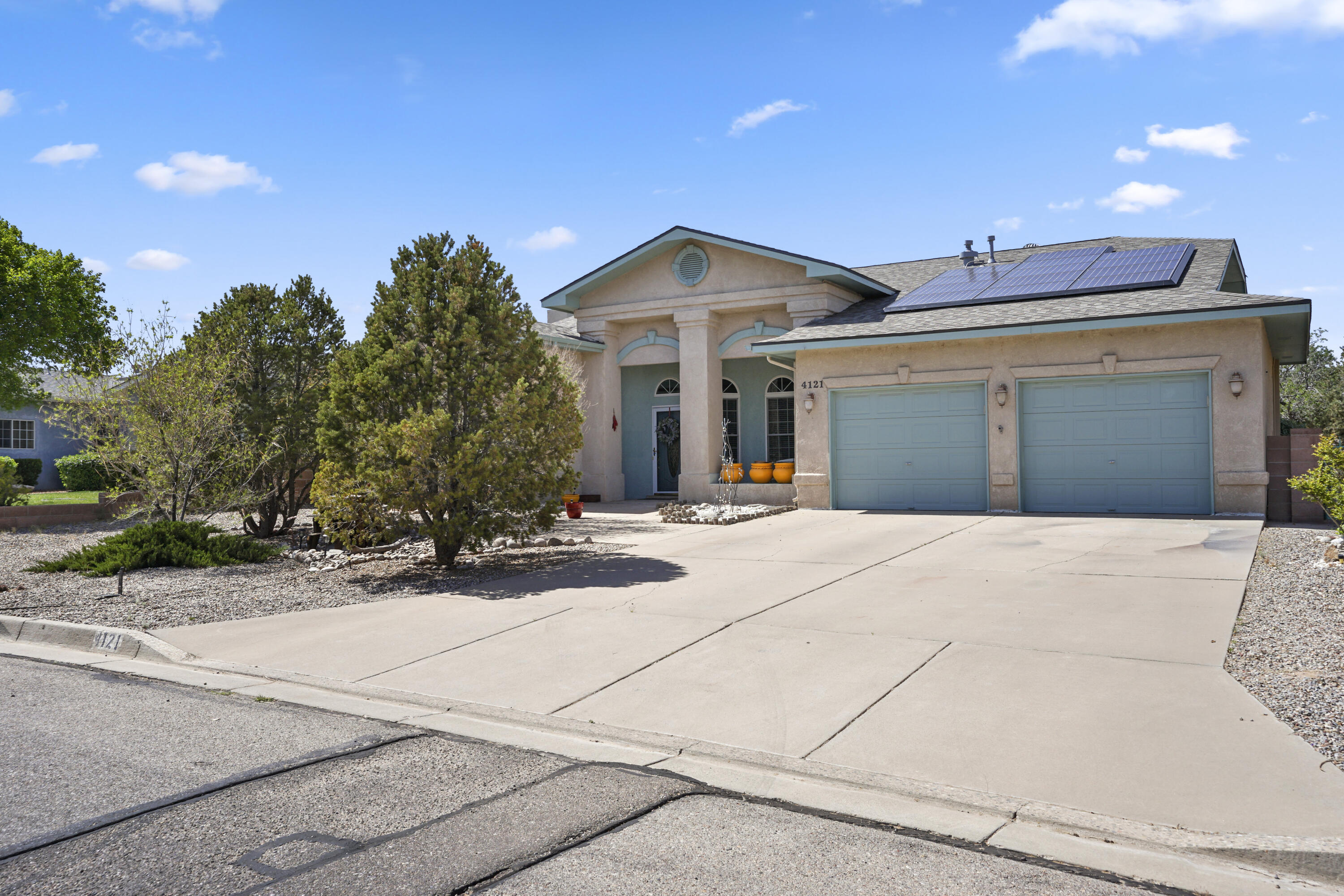 4121 Saddlewood Trail SE, Rio Rancho, NM 87124