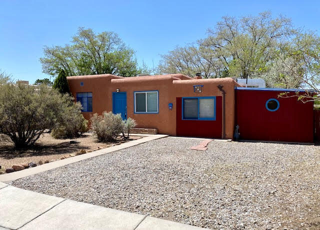 611 Monroe Street SE, Albuquerque, NM 87108