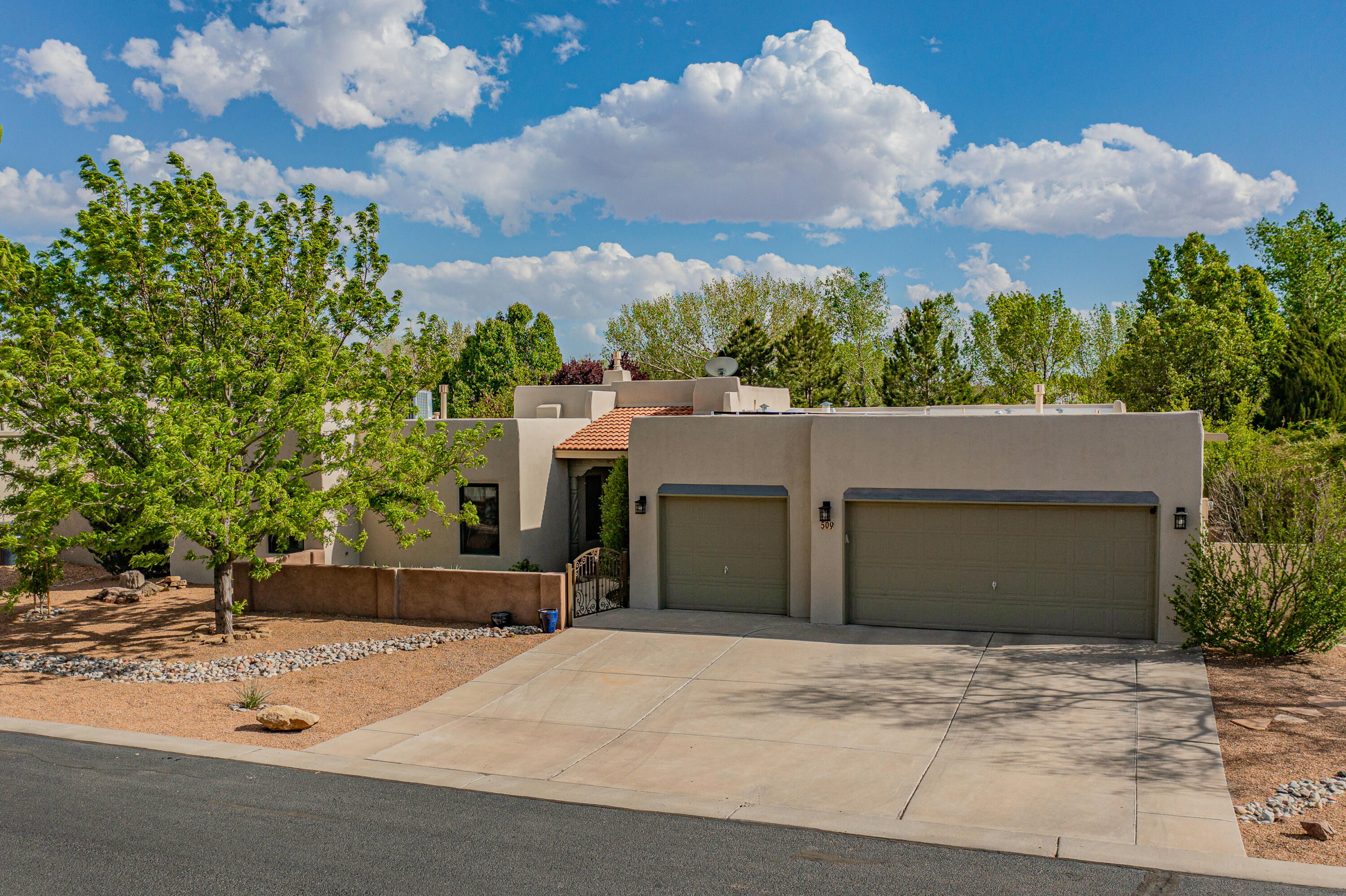 509 Cilantro Lane NW, Albuquerque, NM 87104