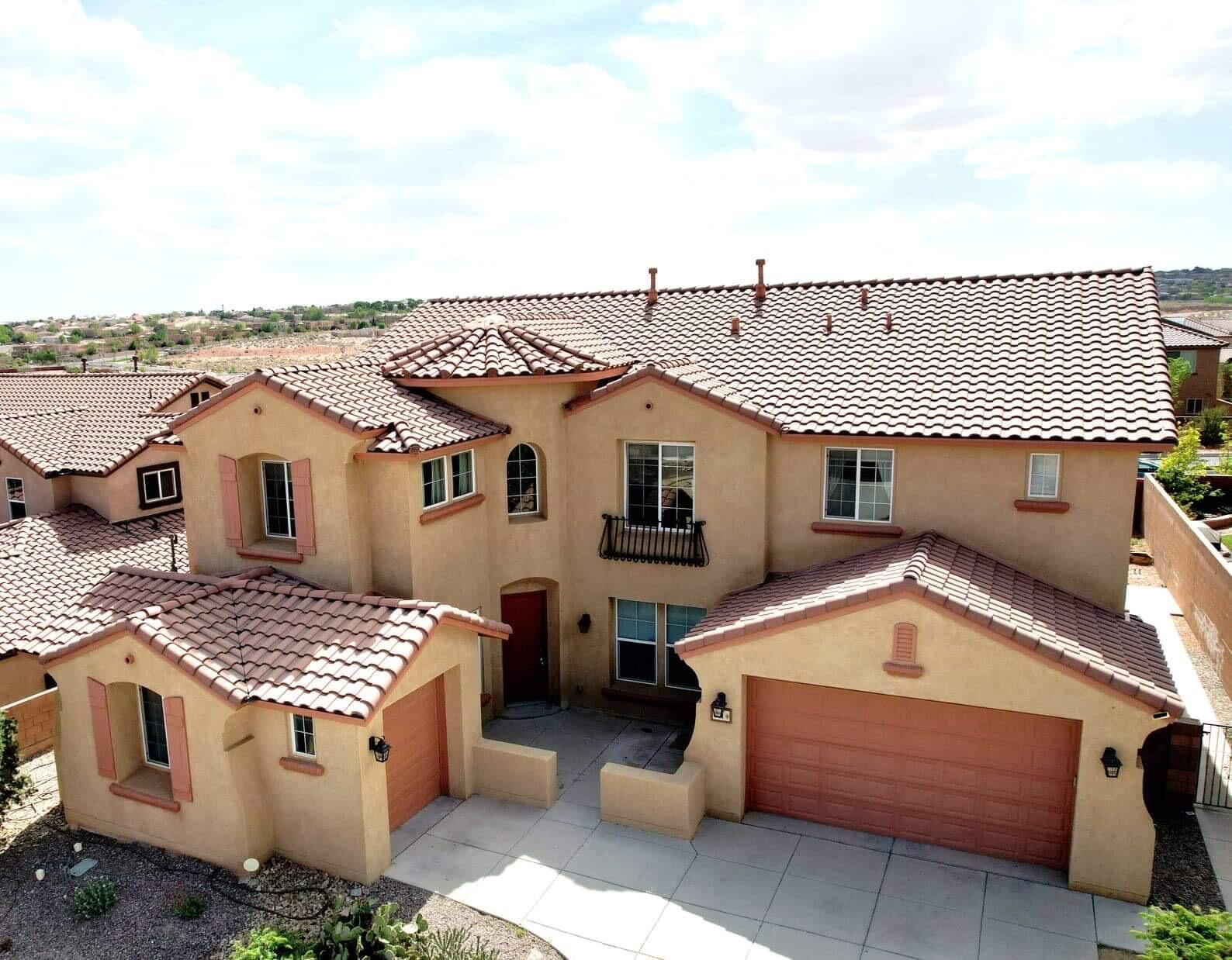 121 Los Miradores Drive NE, Rio Rancho, NM 87124