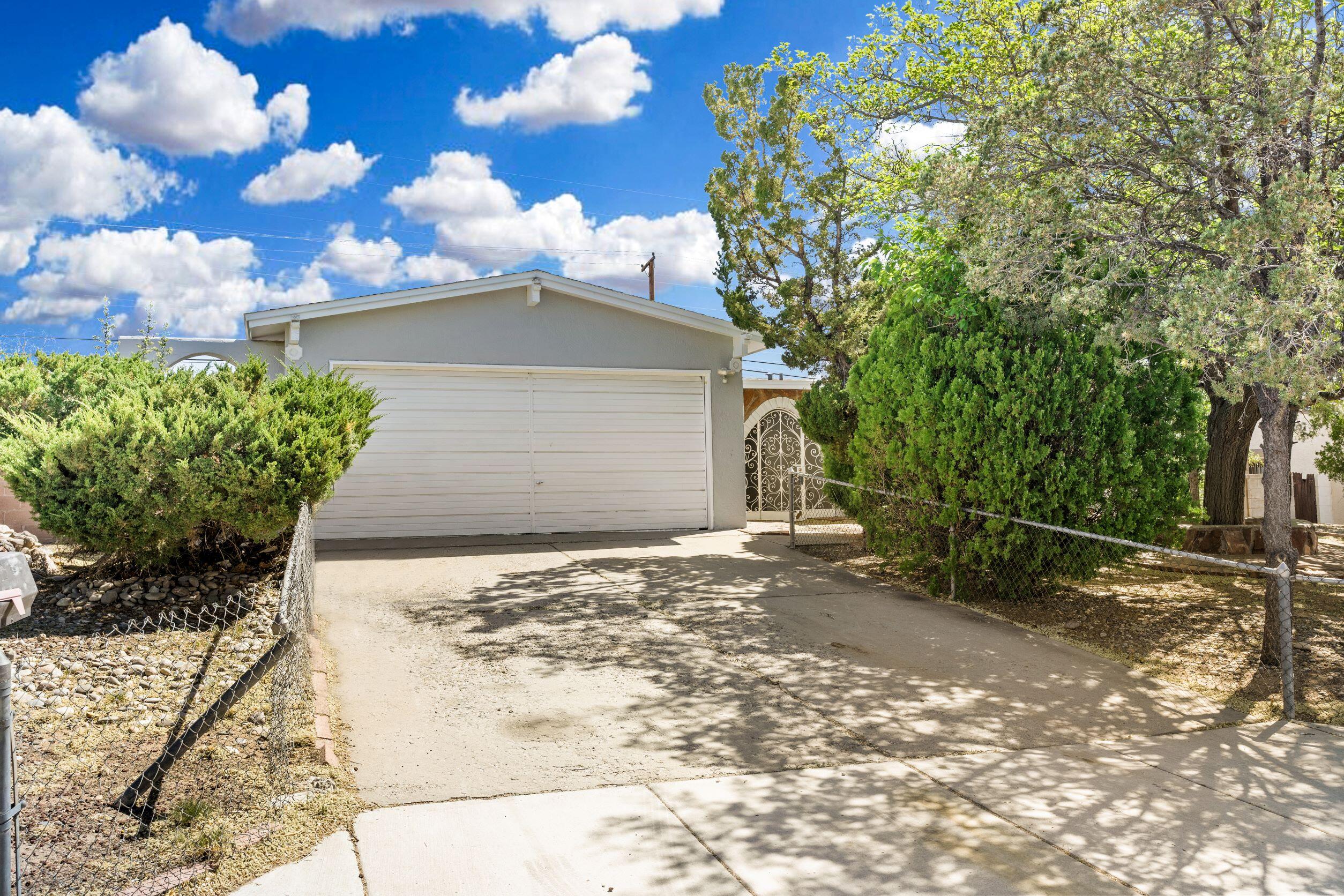 7408 Krista Drive NE, Albuquerque, NM 87109