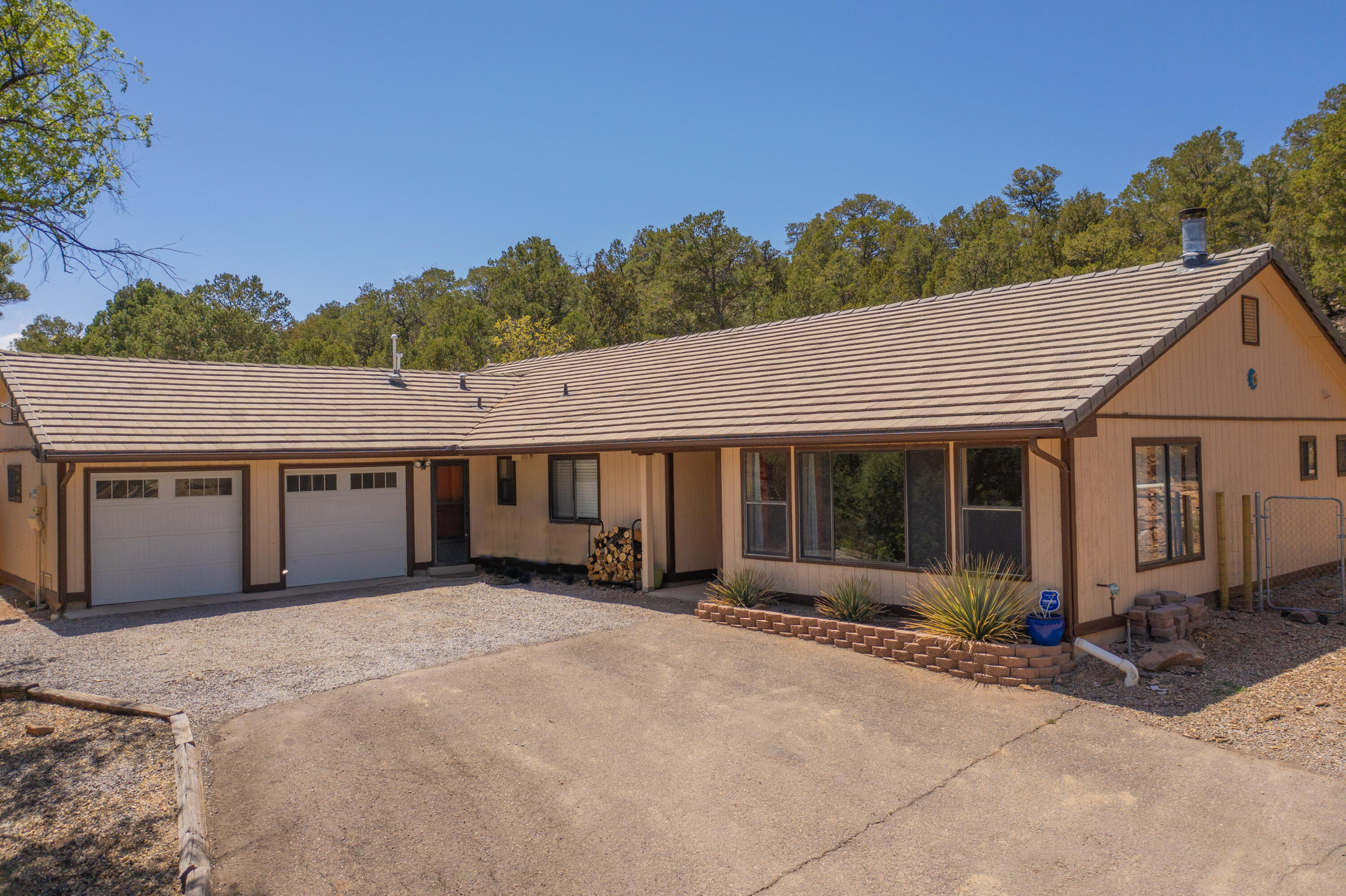 4 Cavaletti Court, Tijeras, NM 87059